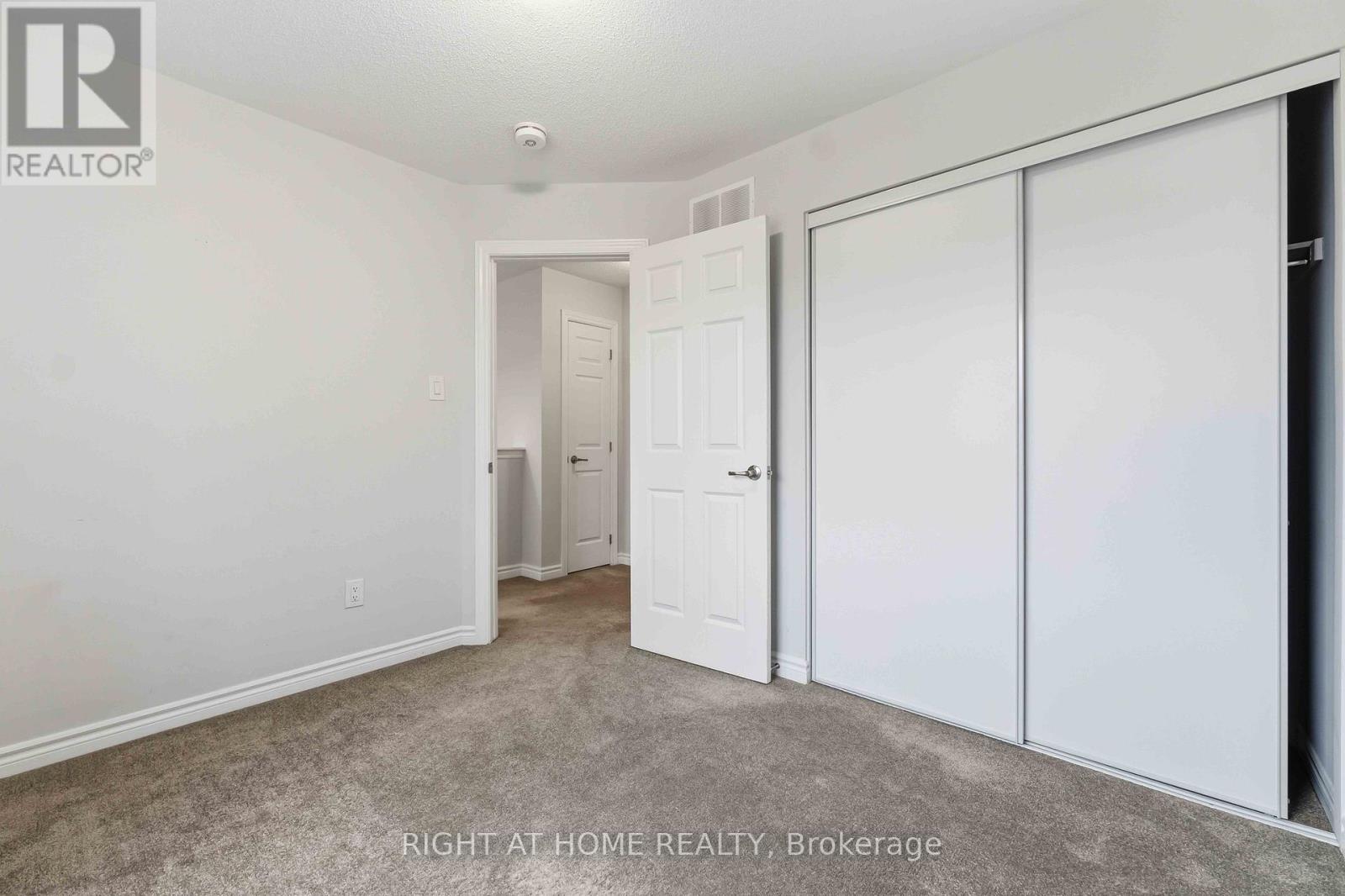 709 Derreen Avenue, Ottawa, Ontario  K2S 2Z2 - Photo 21 - X13132390