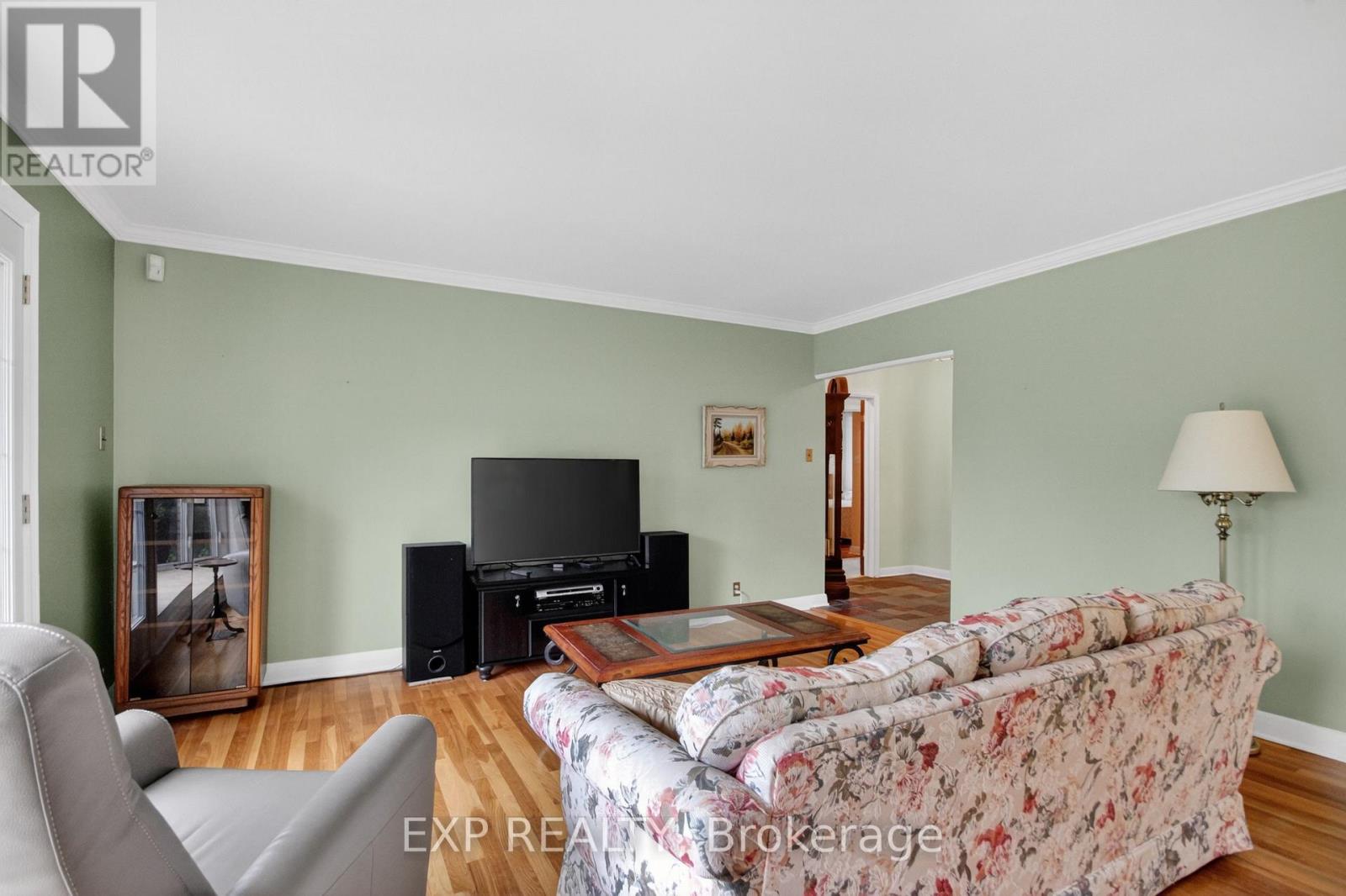 632 Chadburn Avenue, Ottawa, Ontario  K1G 0Y7 - Photo 4 - X13132700