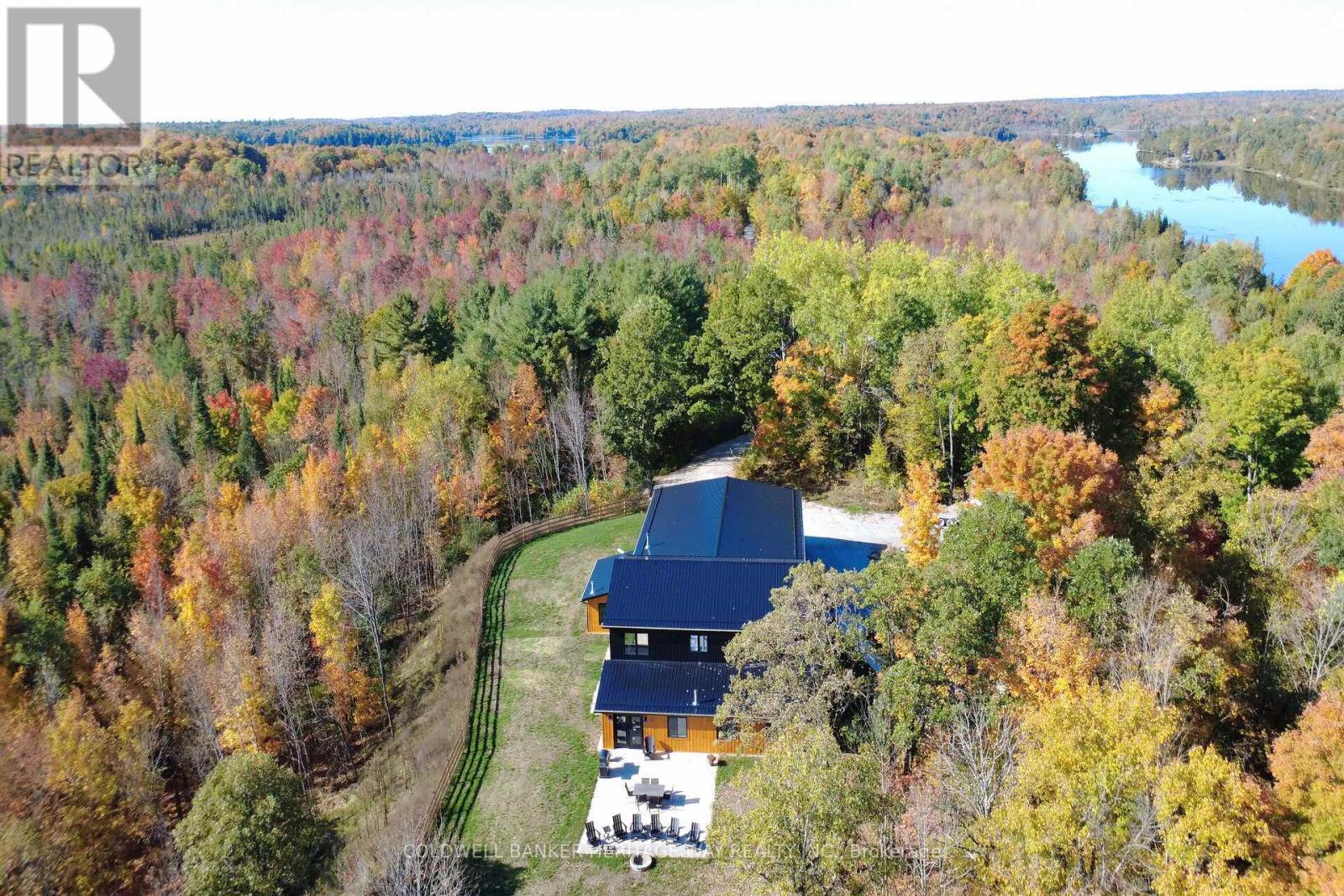 999 Ennis Road, Tay Valley, Ontario  K0G 1A0 - Photo 10 - X13133532