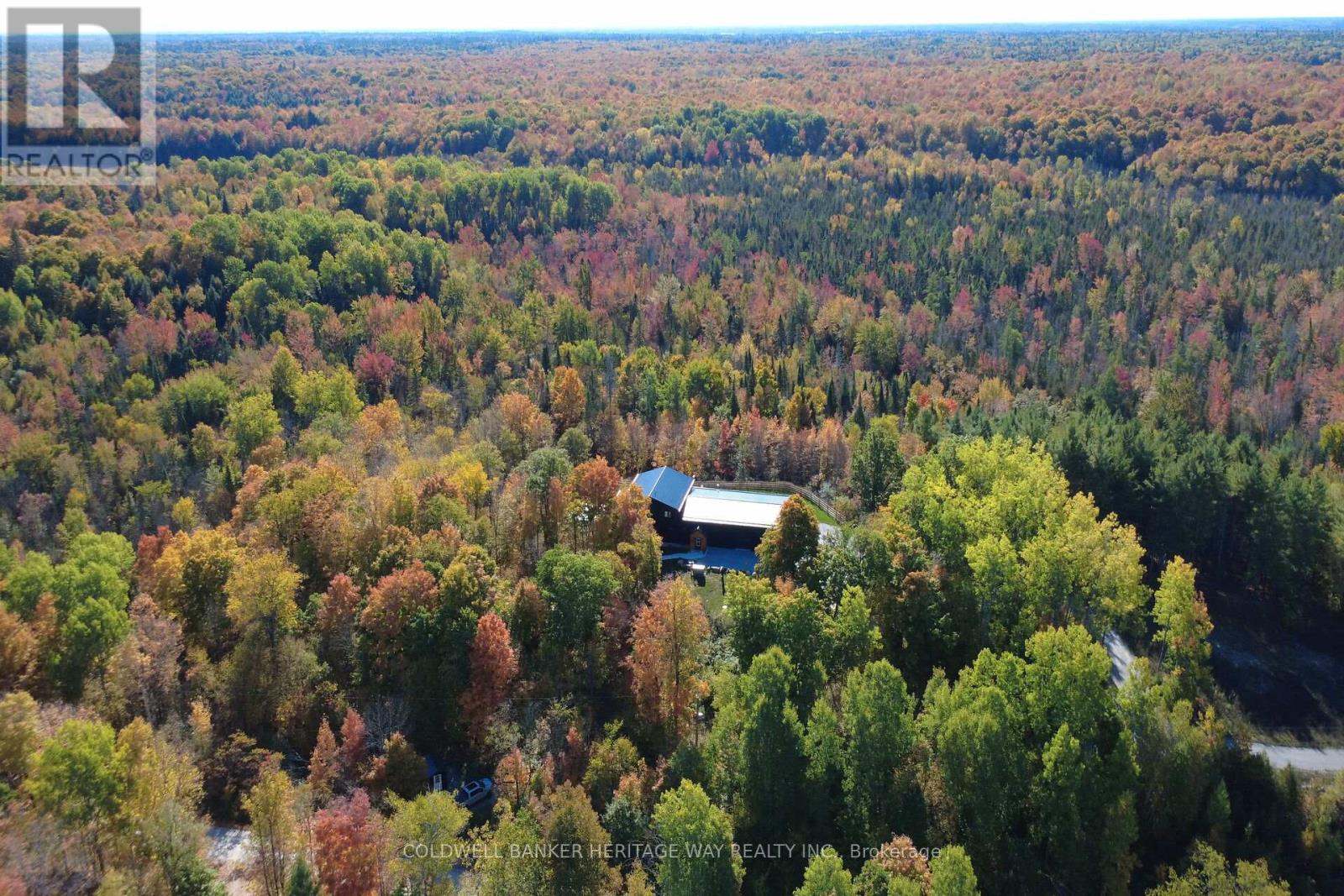 999 Ennis Road, Tay Valley, Ontario  K0G 1A0 - Photo 3 - X13133532