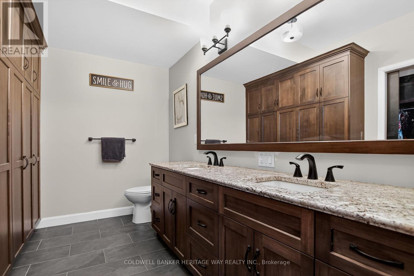 999 Ennis Road, Tay Valley, Ontario  K0G 1A0 - Photo 32 - X13133532