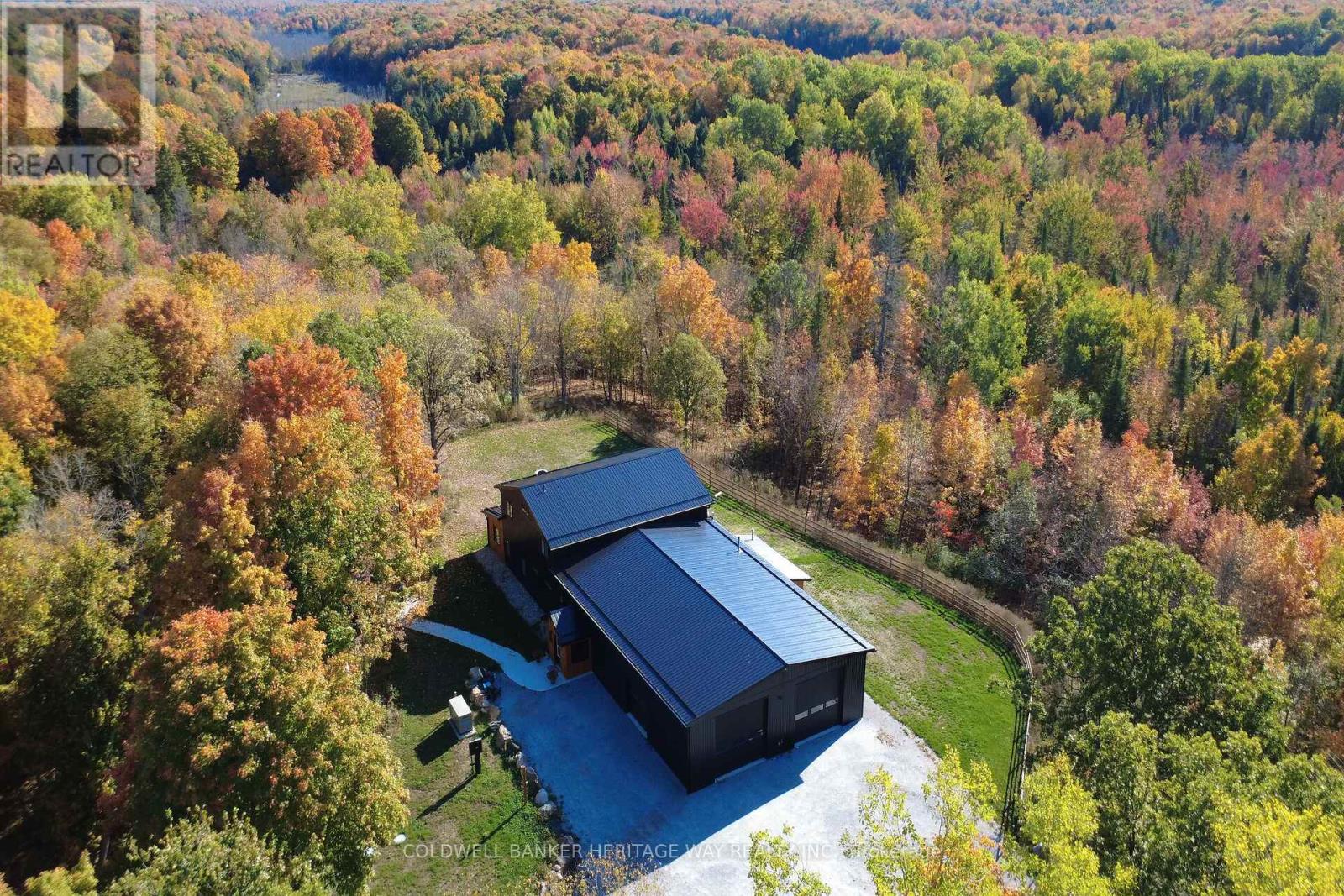 999 Ennis Road, Tay Valley, Ontario  K0G 1A0 - Photo 8 - X13133532