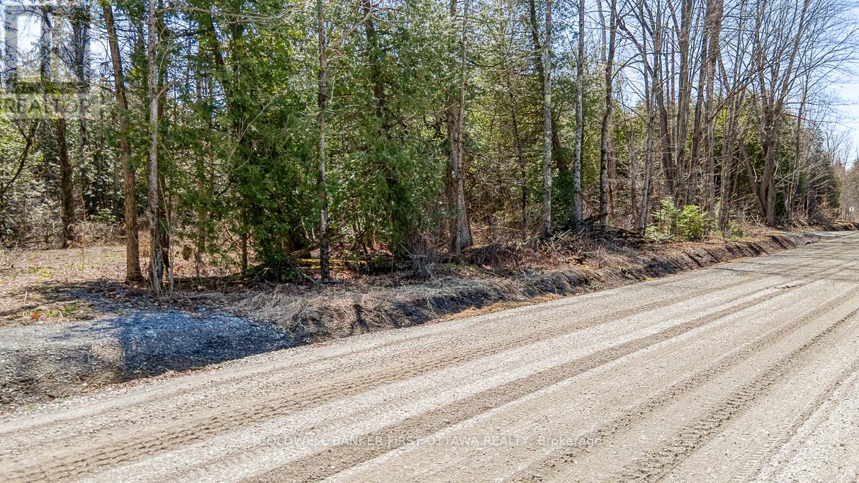 279 Brown Road, Montague, Ontario  K7A 4S4 - Photo 9 - X13133728