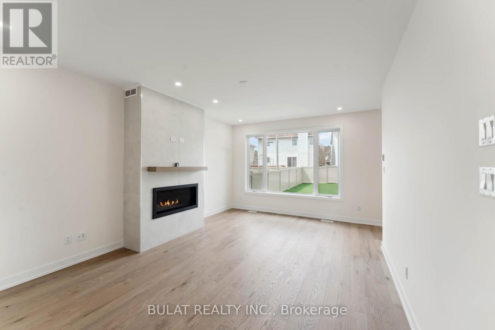 1361 Kitchener Avenue, Ottawa, Ontario  K1V 6W1 - Photo 5 - X13134568