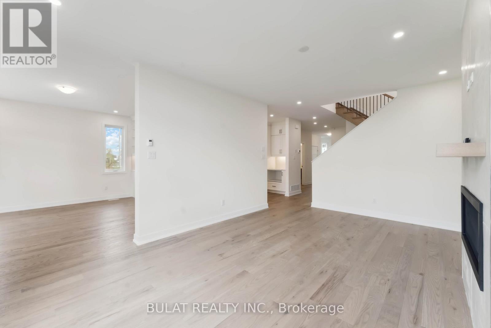 1361 Kitchener Avenue, Ottawa, Ontario  K1V 6W1 - Photo 7 - X13134568