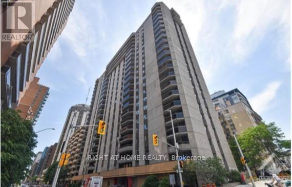 706 - 470 LAURIER AVENUE W, Ottawa, Ontario