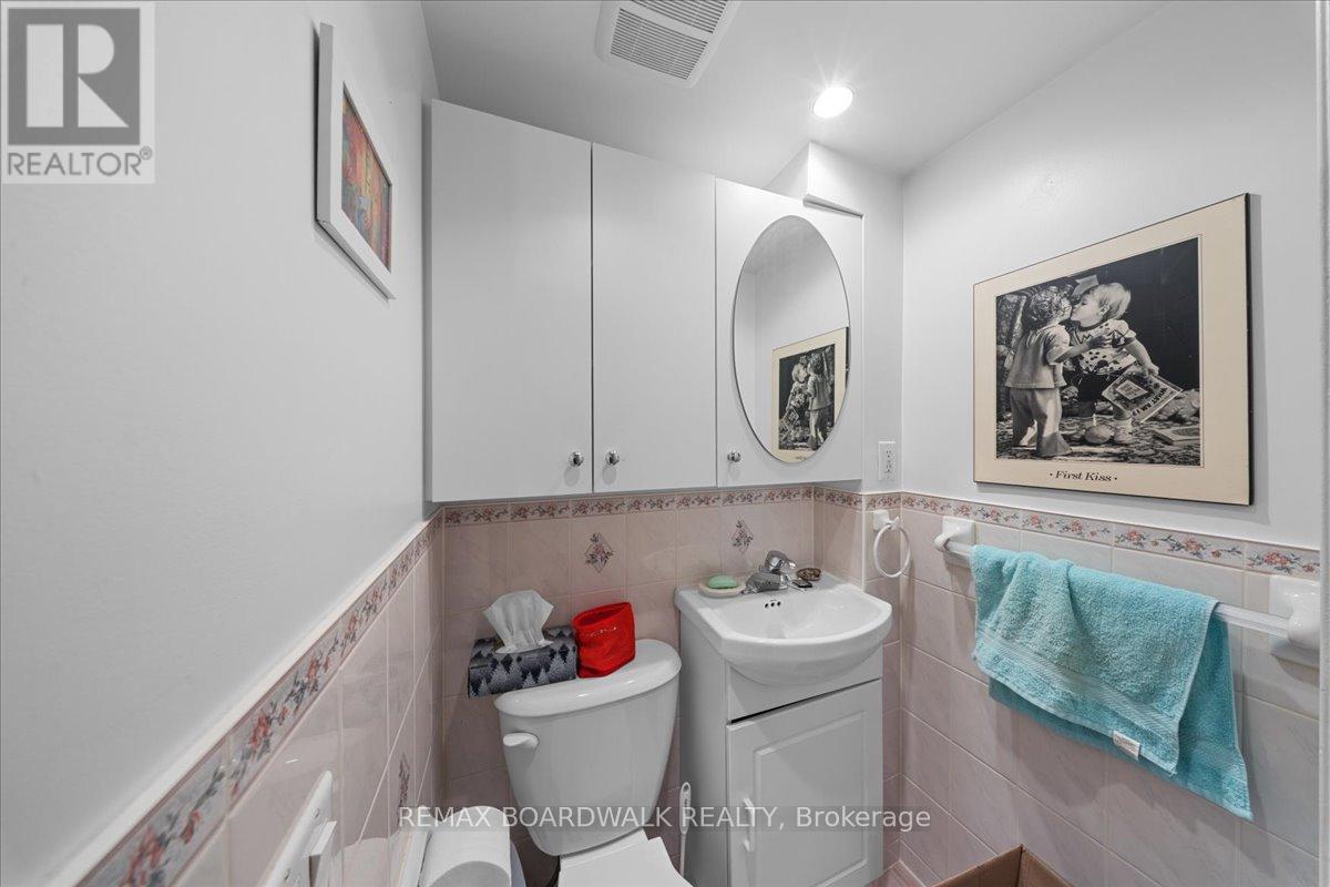 204- 206 Jeanne Mance Street, Ottawa, Ontario  K1L 6M2 - Photo 10 - X13135428