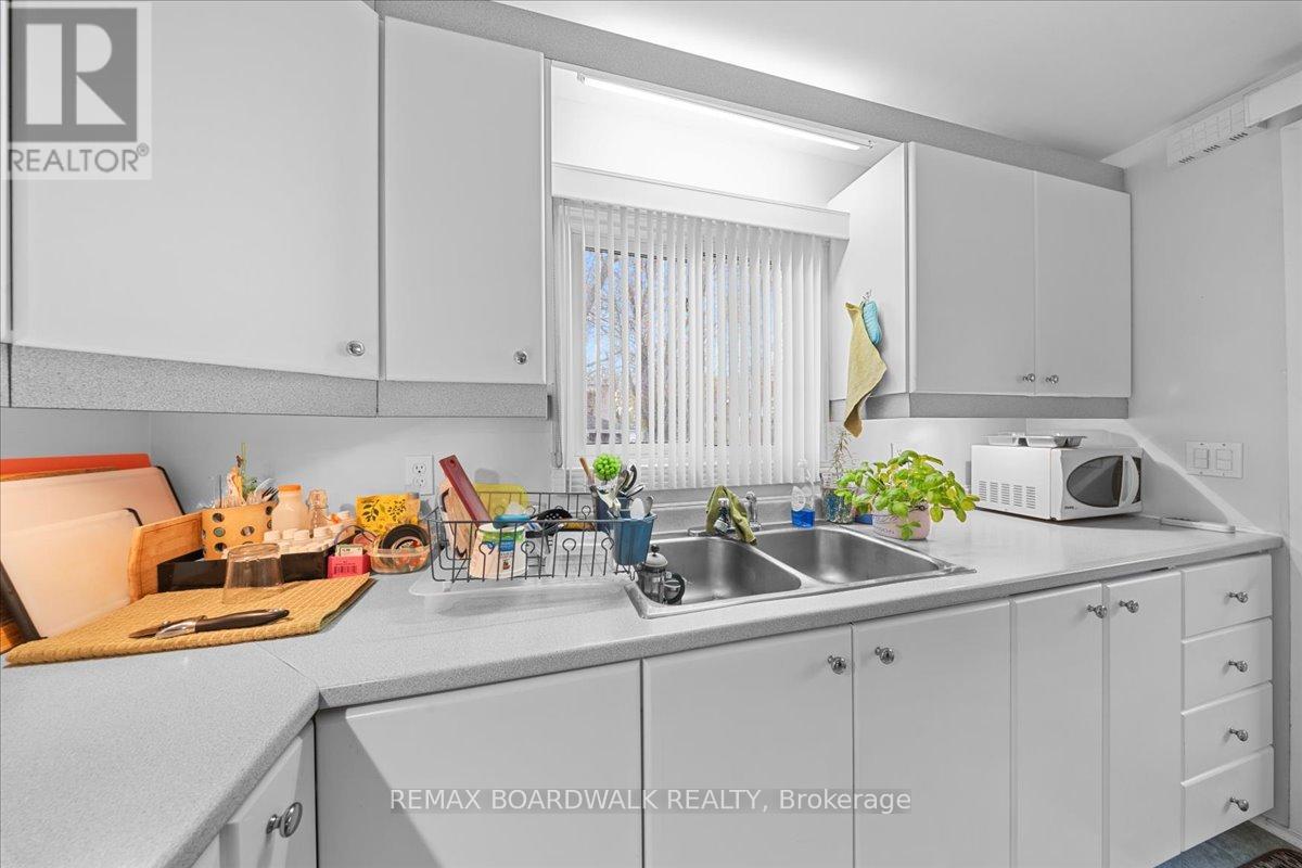 204- 206 Jeanne Mance Street, Ottawa, Ontario  K1L 6M2 - Photo 8 - X13135428