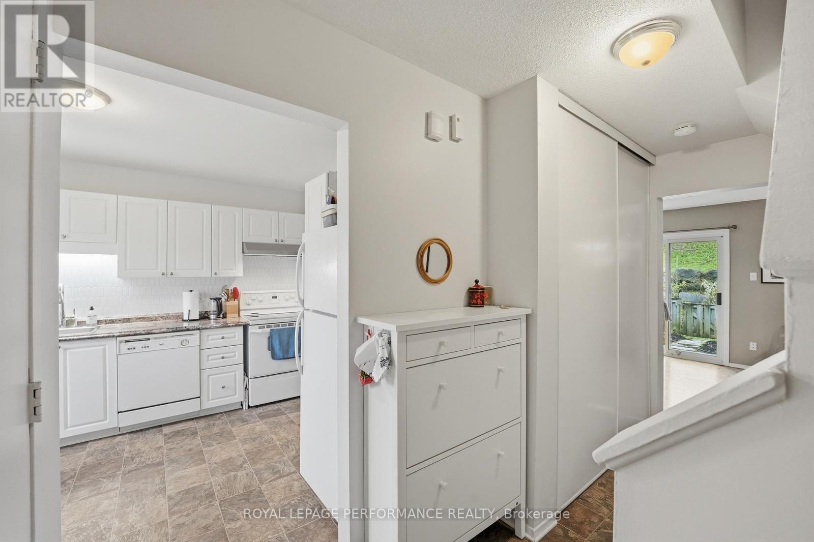 1767 Trappist Lane, Ottawa, Ontario  K1C 1X7 - Photo 16 - X13136430