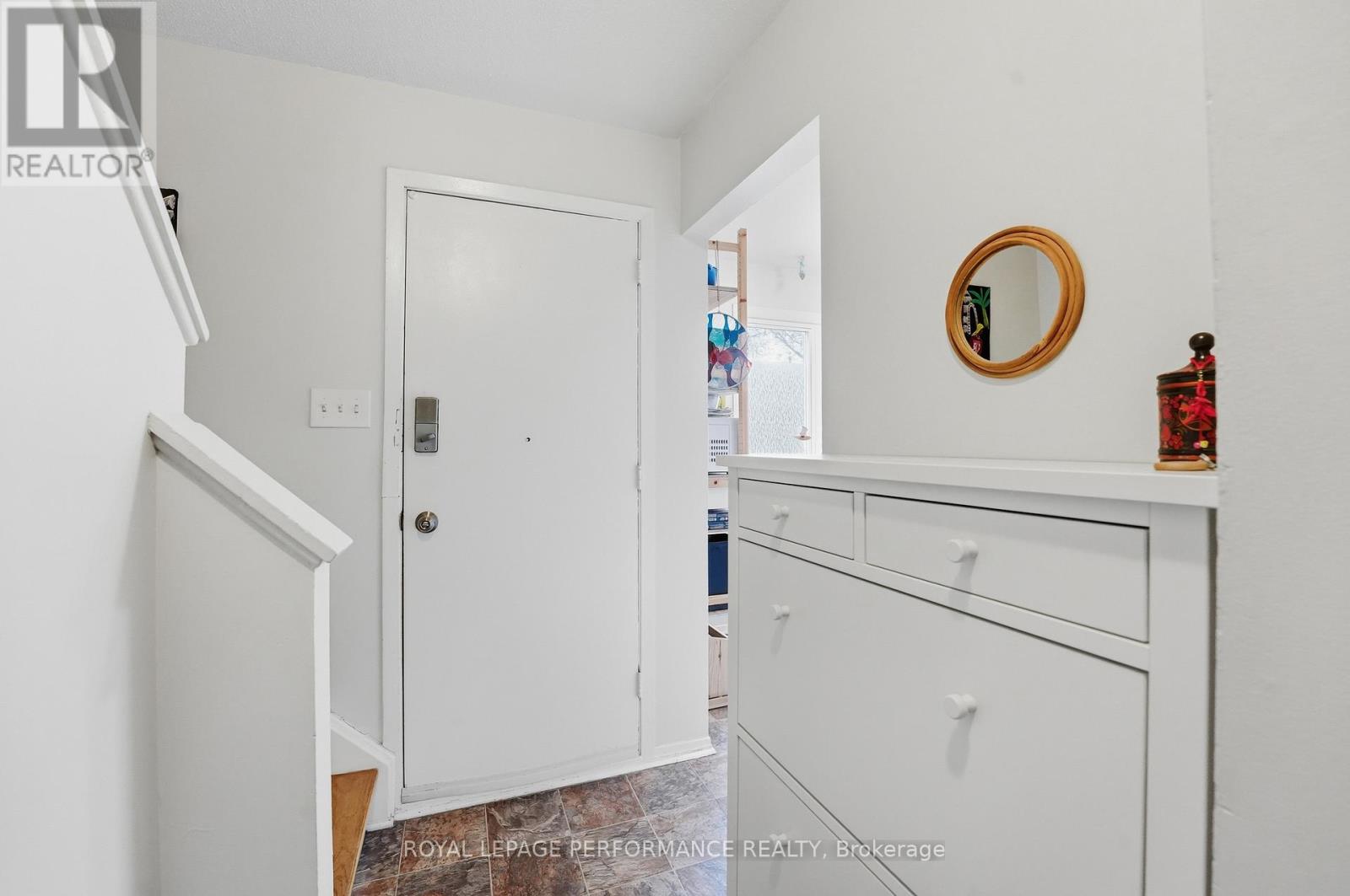 1767 Trappist Lane, Ottawa, Ontario  K1C 1X7 - Photo 4 - X13136430
