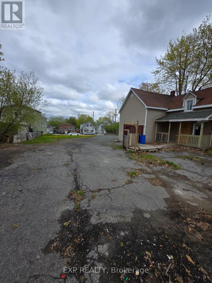 394-406 Regent Street, Hawkesbury, Ontario  K6A 1E9 - Photo 6 - X13136758