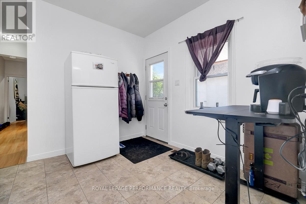 228 Carillon Street, Ottawa, Ontario  K1L 5X8 - Photo 8 - X13136896
