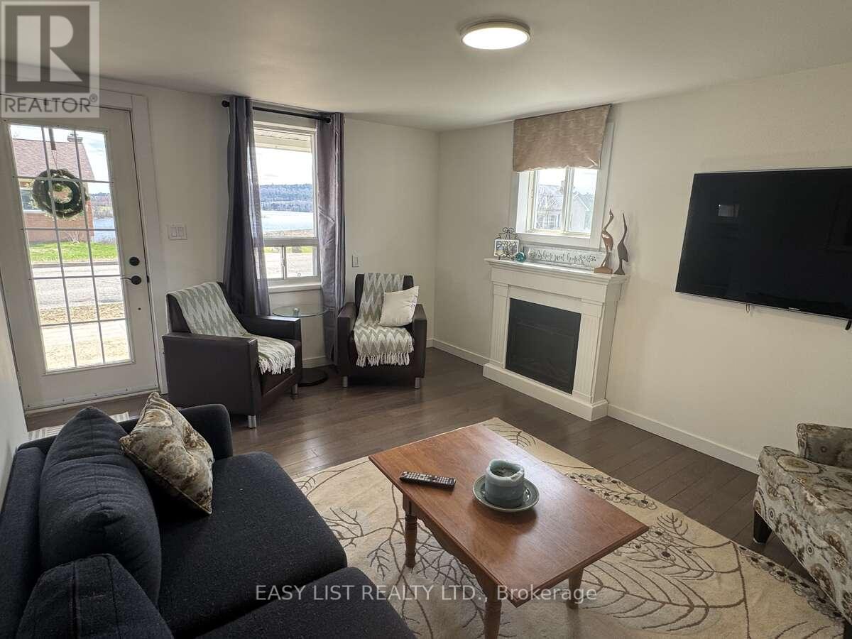 104 Siberia Road, Madawaska Valley, Ontario  K0J 1B0 - Photo 3 - X13137178