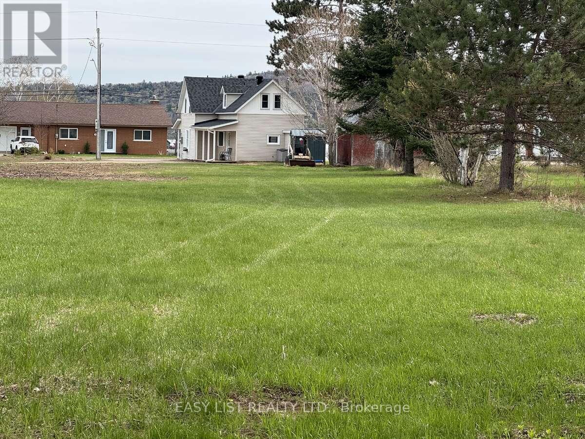 104 Siberia Road, Madawaska Valley, Ontario  K0J 1B0 - Photo 4 - X13137178