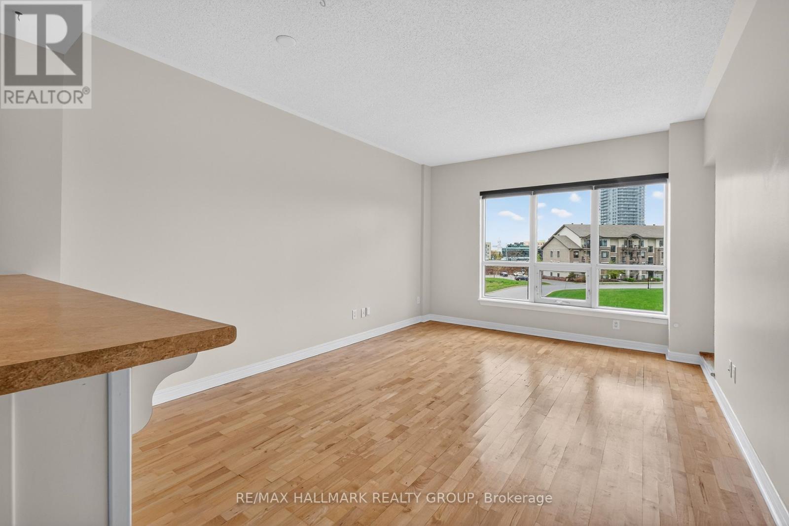 301 - 1005 Beauparc Private, Ottawa, Ontario  K1J 0A1 - Photo 13 - X13137554