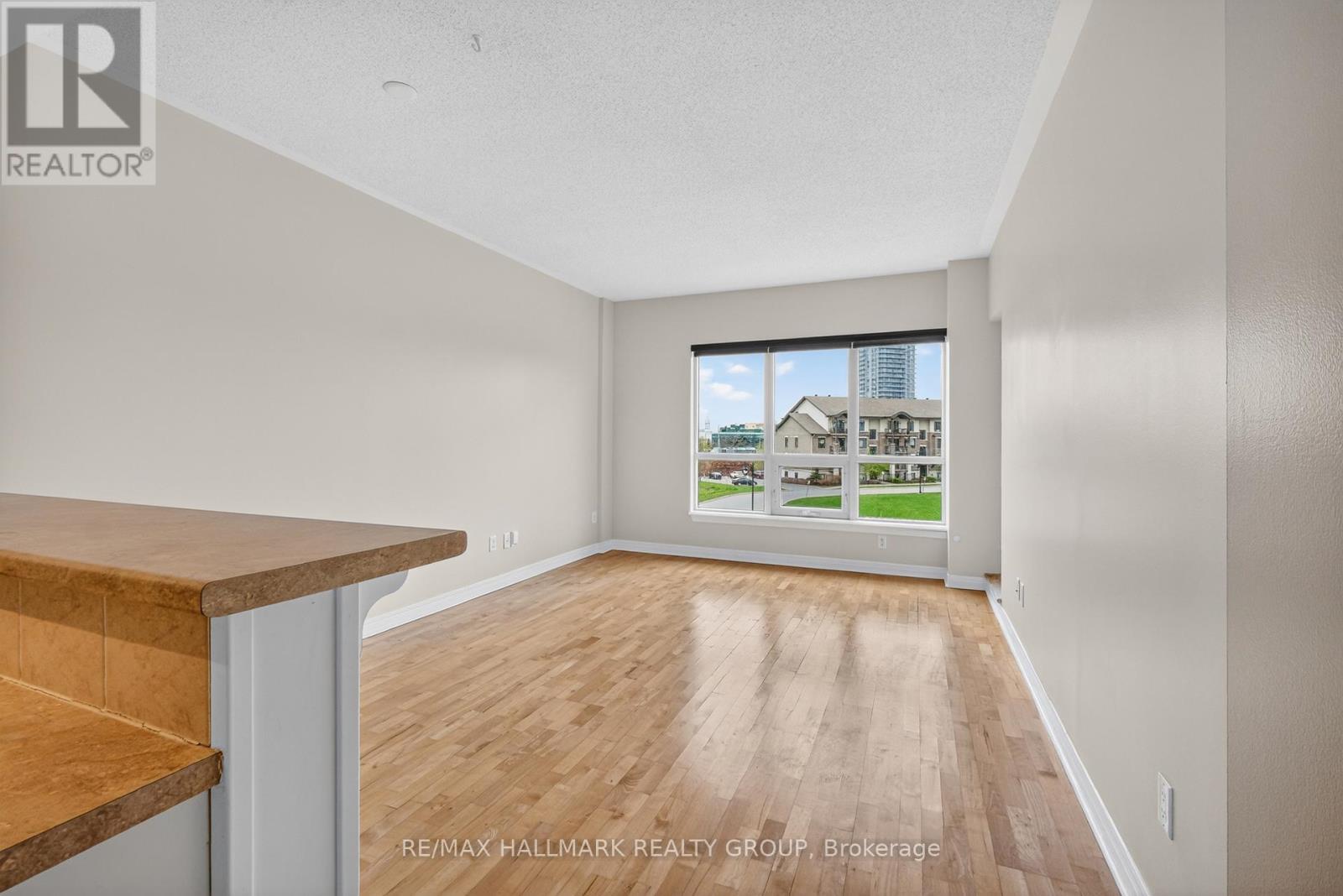301 - 1005 Beauparc Private, Ottawa, Ontario  K1J 0A1 - Photo 14 - X13137554
