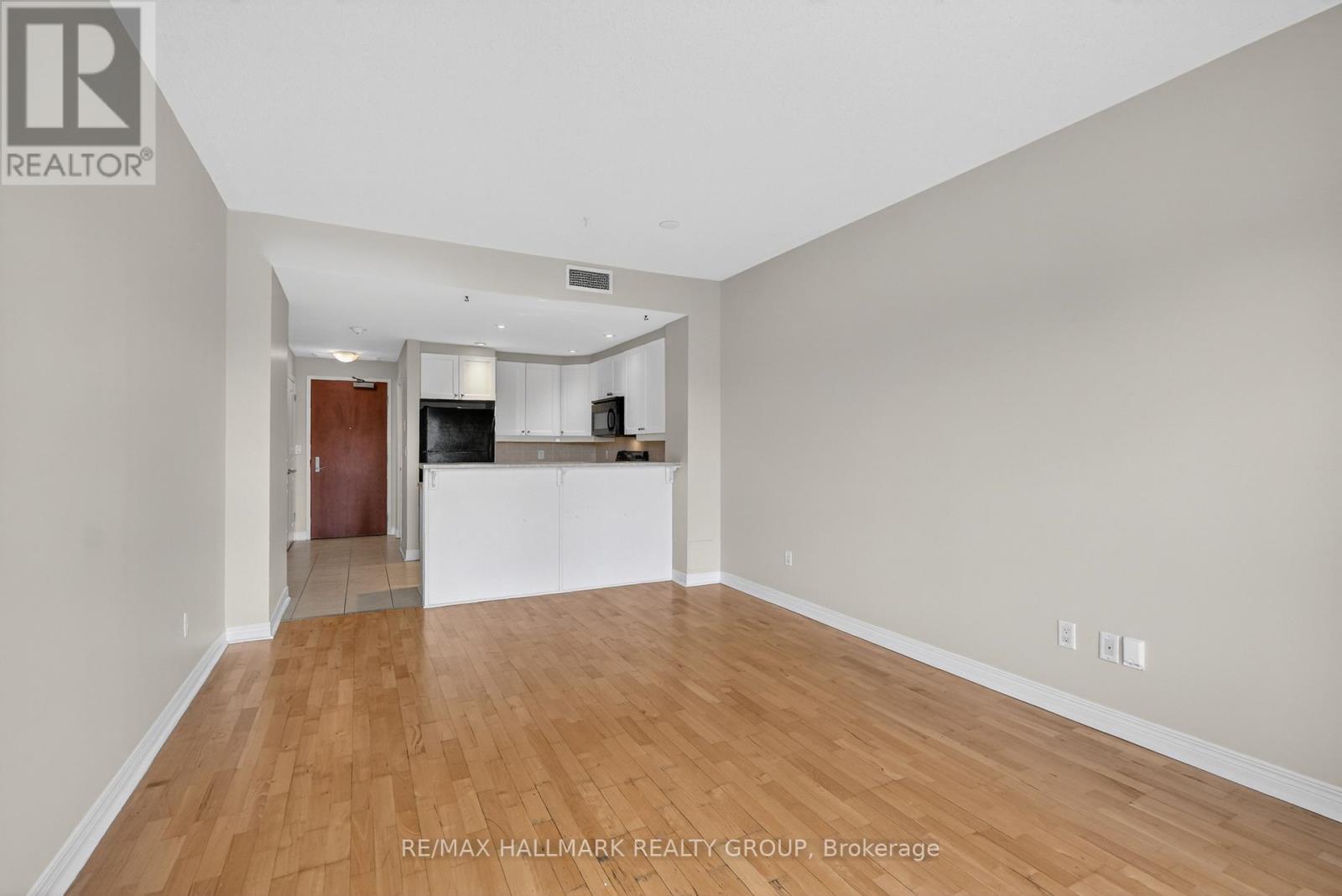 301 - 1005 Beauparc Private, Ottawa, Ontario  K1J 0A1 - Photo 18 - X13137554