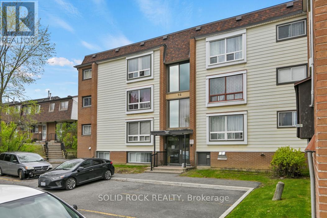 7 - 896 ELMSMERE DRIVE, Ottawa, Ontario