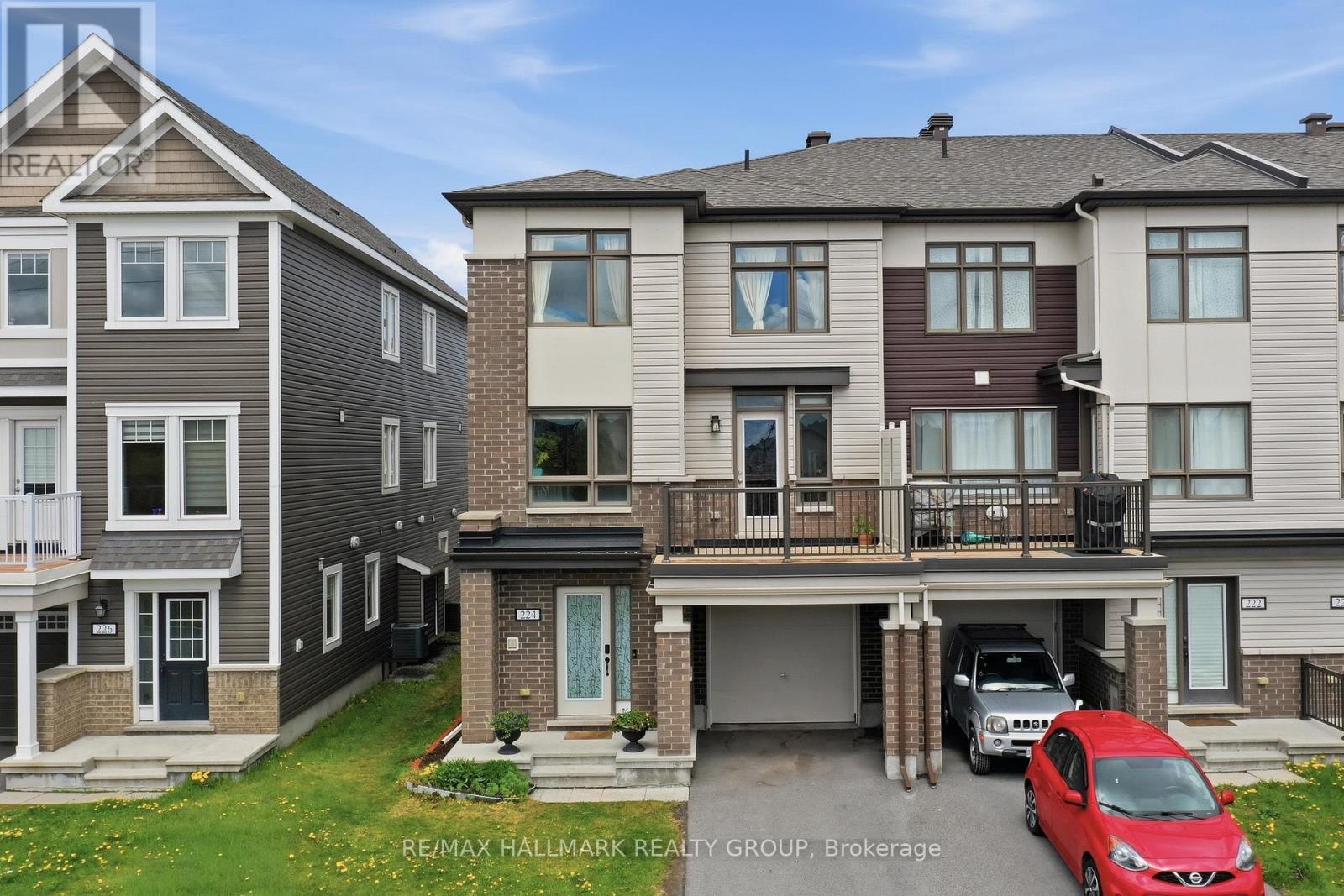 224 CLINTONIA STREET, Ottawa, Ontario