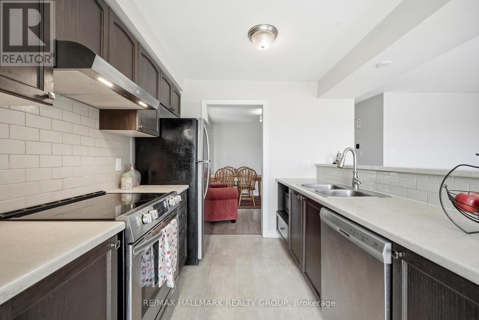 224 Clintonia Street, Ottawa, Ontario  K2V 0K6 - Photo 15 - X13138612