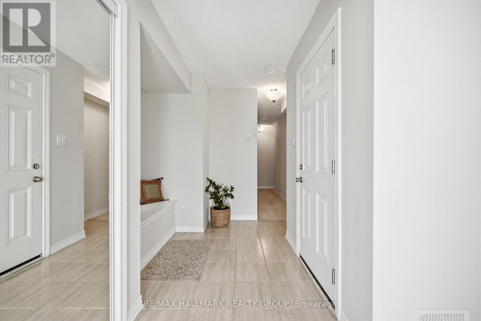 224 Clintonia Street, Ottawa, Ontario  K2V 0K6 - Photo 2 - X13138612