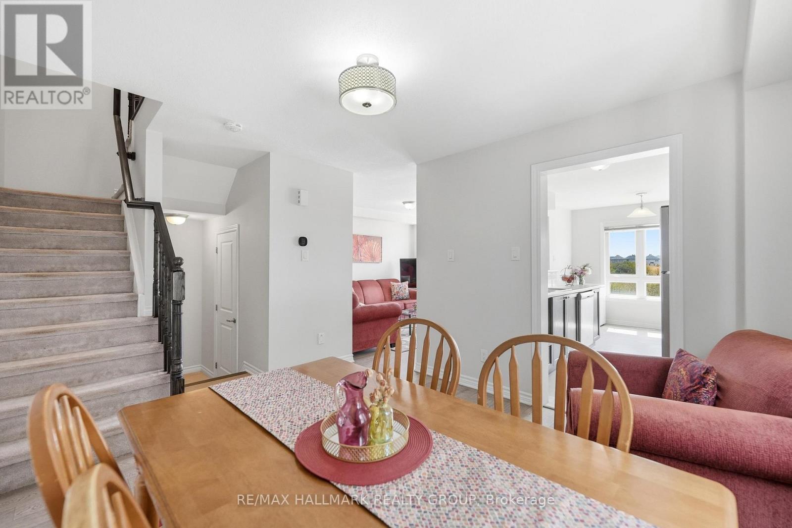 224 Clintonia Street, Ottawa, Ontario  K2V 0K6 - Photo 8 - X13138612
