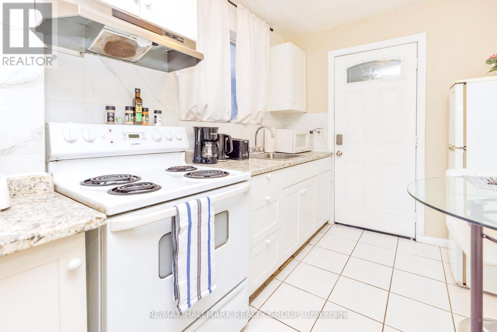 4 - 456 Bronson Avenue, Ottawa, Ontario  K1R 6J6 - Photo 8 - X13138982