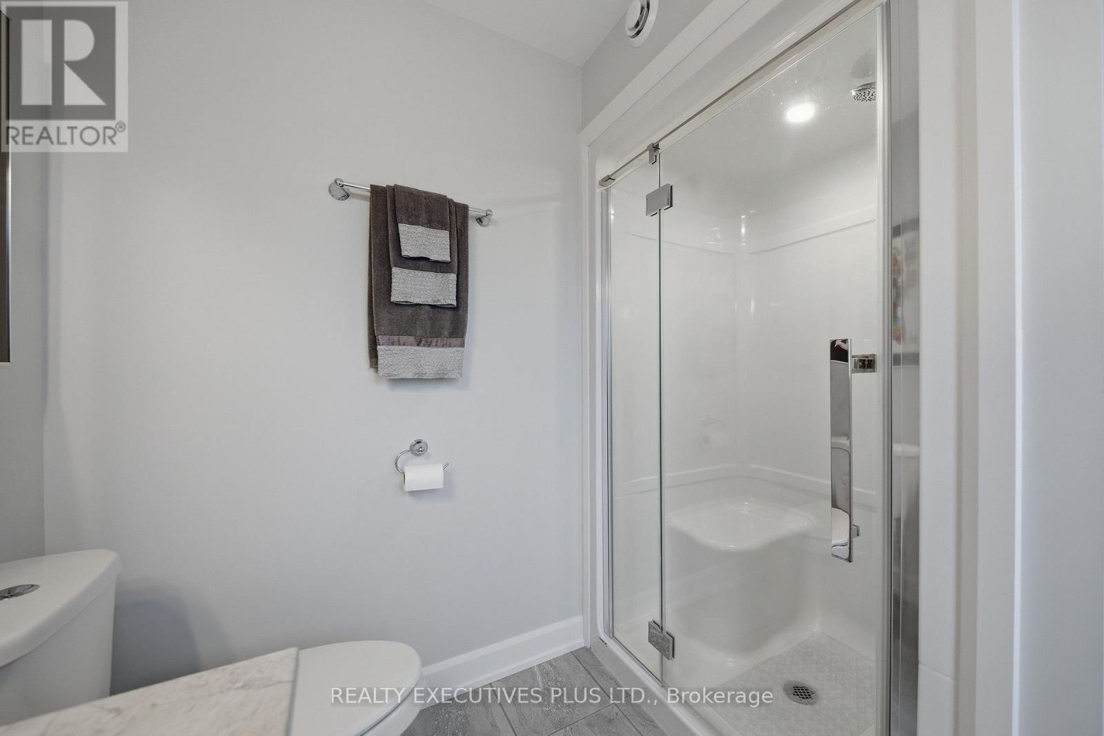 405 Voyageur Place W, Russell, Ontario  K0A 1W0 - Photo 24 - X13139366