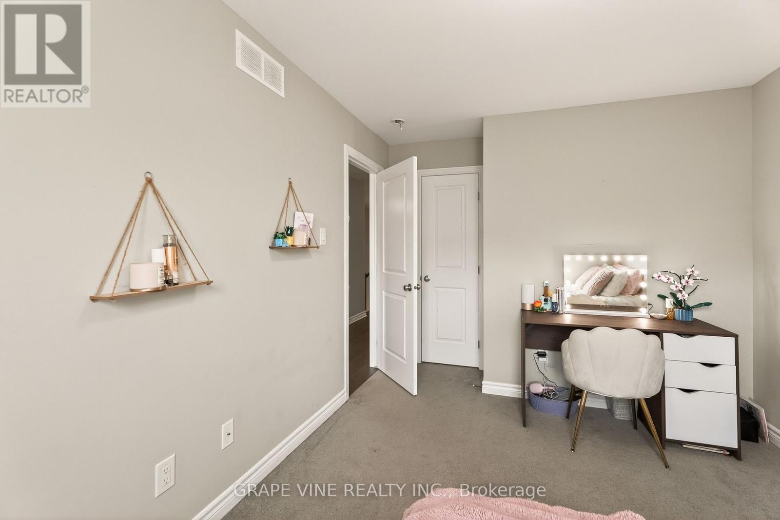 834 Cedar Creek Drive, Ottawa, Ontario  K1T 0N6 - Photo 23 - X13139434