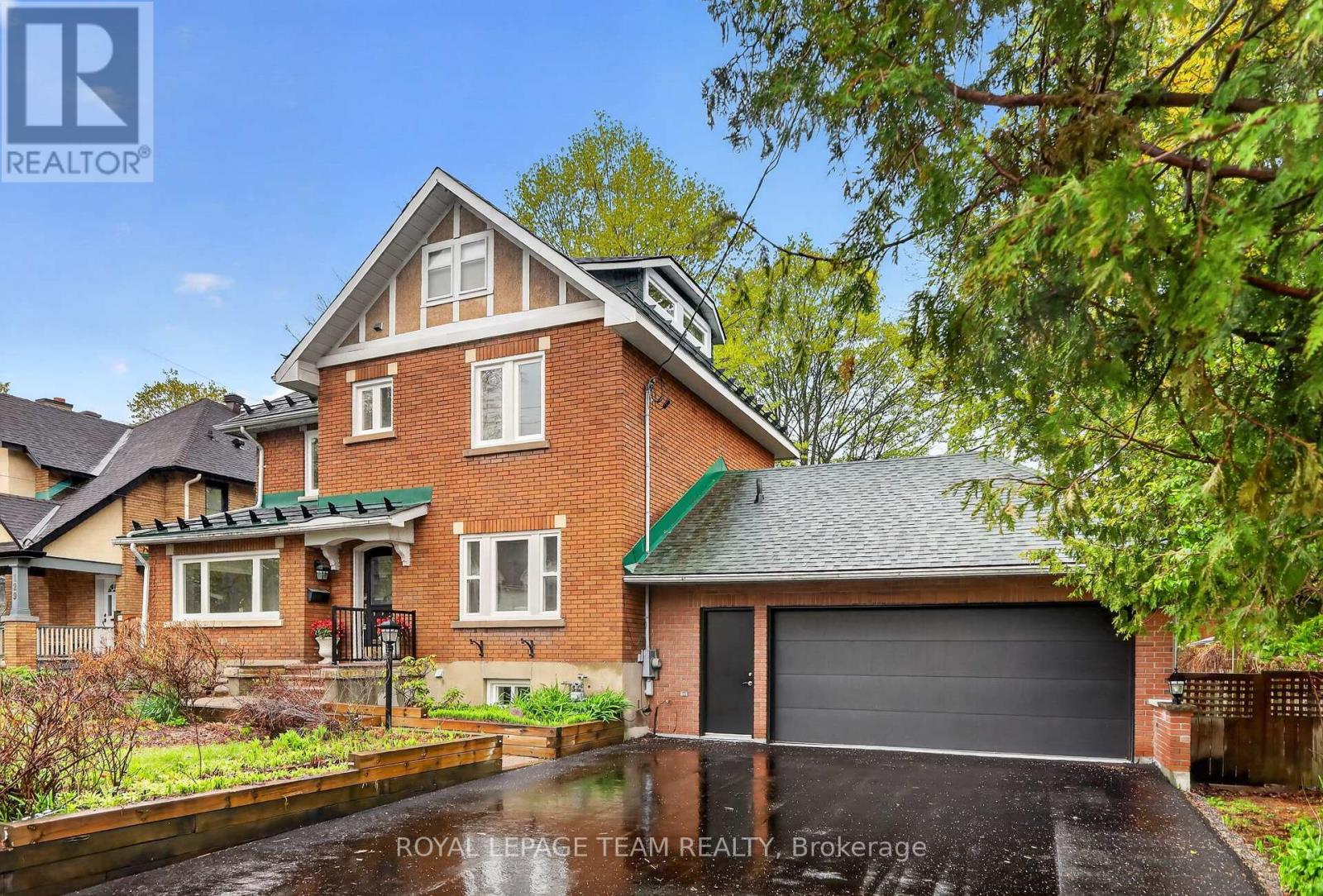 131 ACACIA AVENUE, Ottawa, Ontario