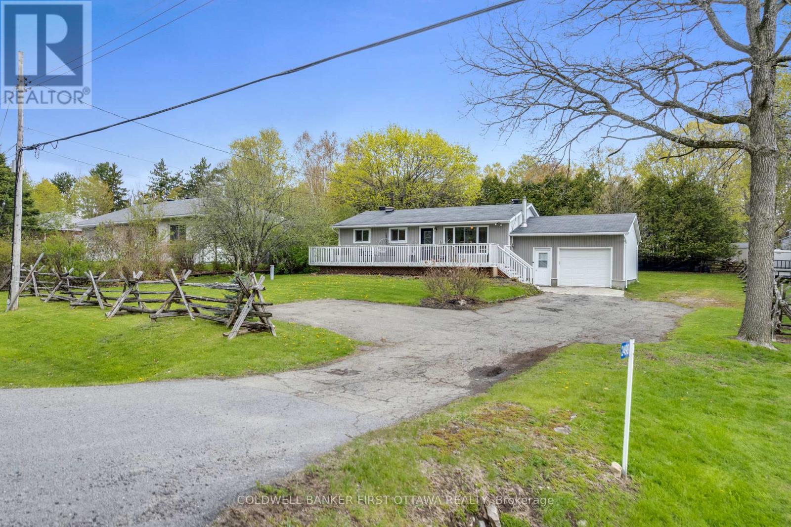 2498 RIDEAU FERRY ROAD, Drummond/North Elmsley, Ontario