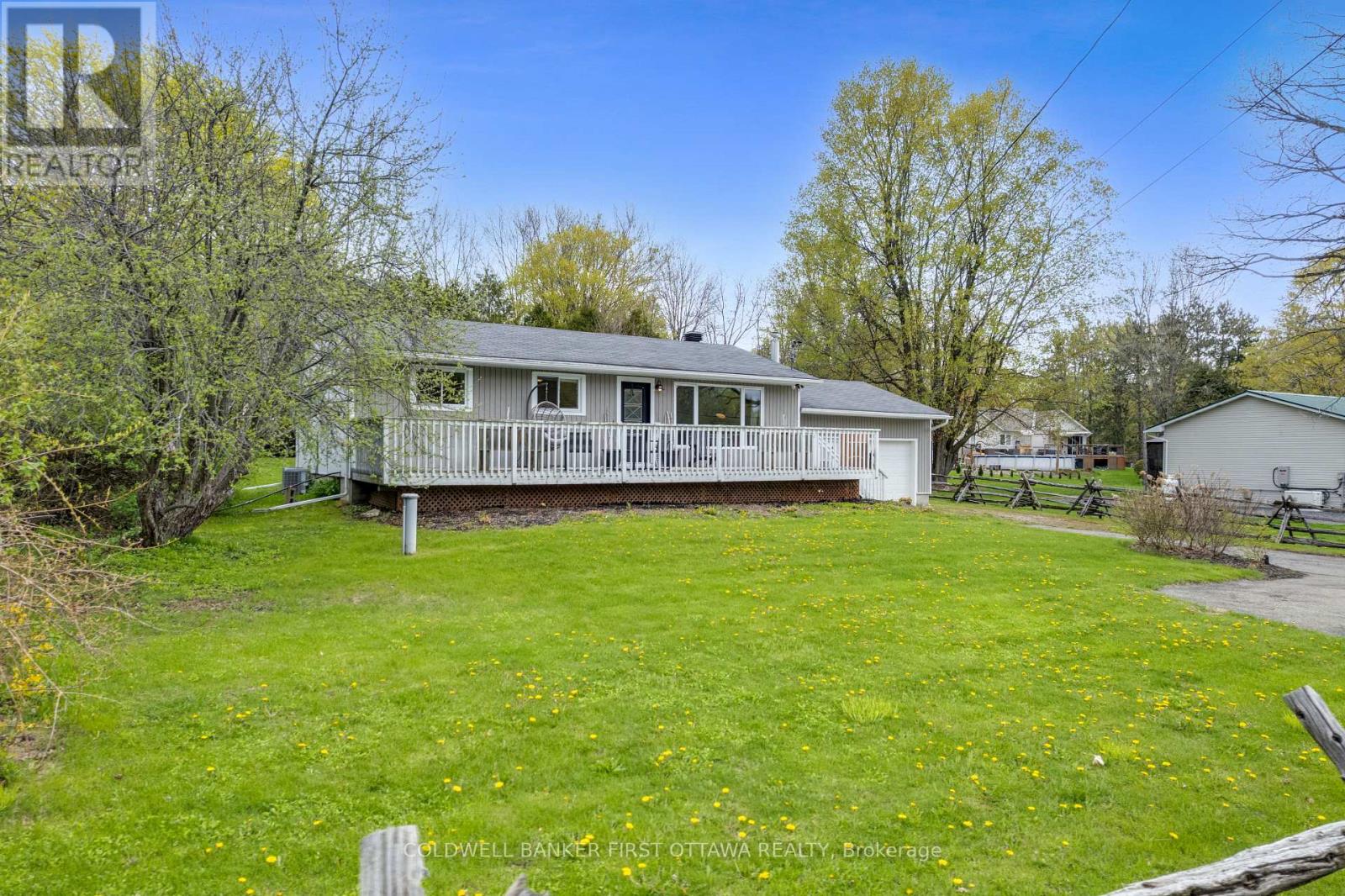 2498 Rideau Ferry Road, Drummond/north Elmsley, Ontario  K7H 3C7 - Photo 2 - X13139688
