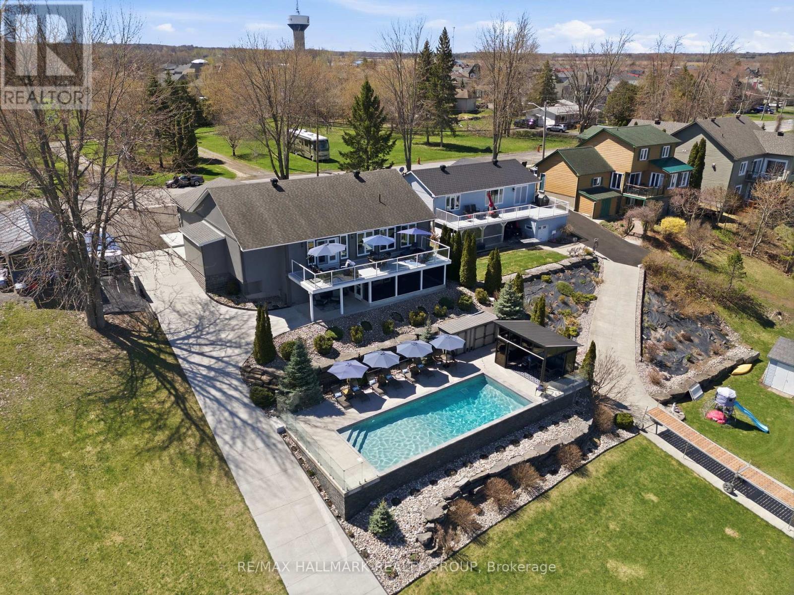 2981 Principale Street, Alfred And Plantagenet, Ontario  K0A 3K0 - Photo 3 - X13139968