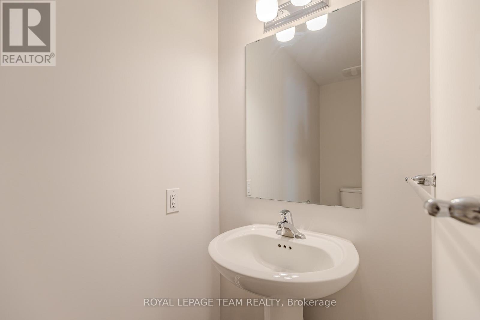 608 Enclave Lane, Clarence-Rockland, Ontario  K4K 0M8 - Photo 10 - X13140054
