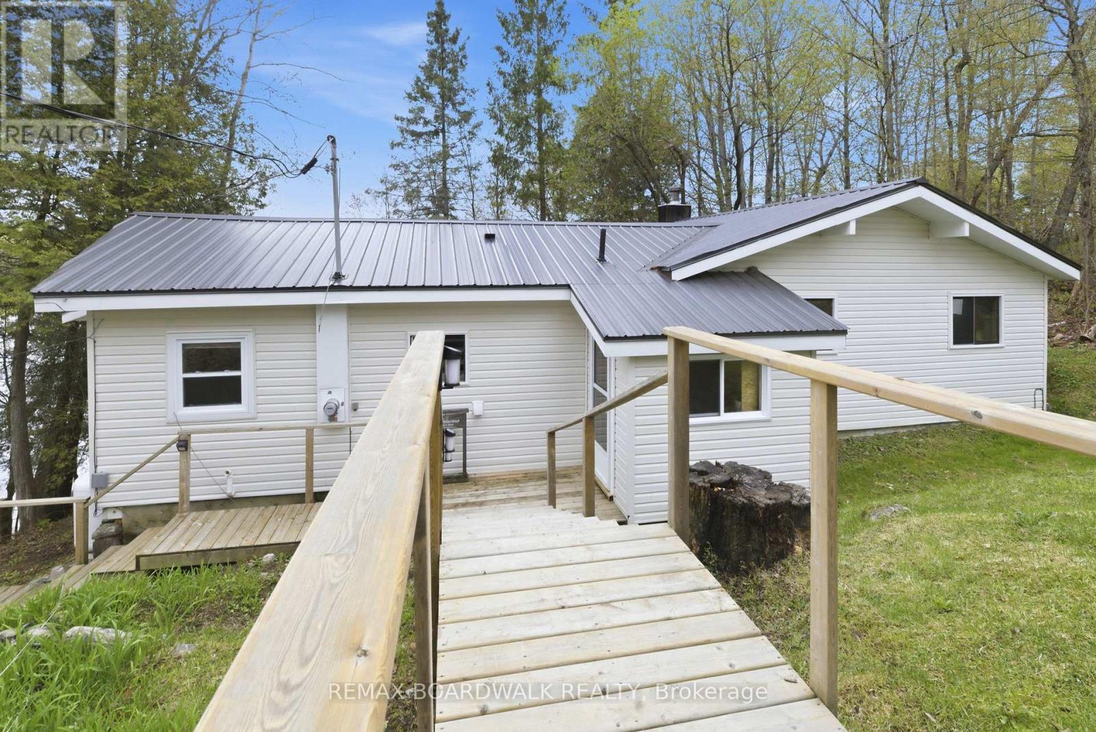 1091 Big Clear Lane, Frontenac, Ontario  K0H 0B6 - Photo 7 - X13140198