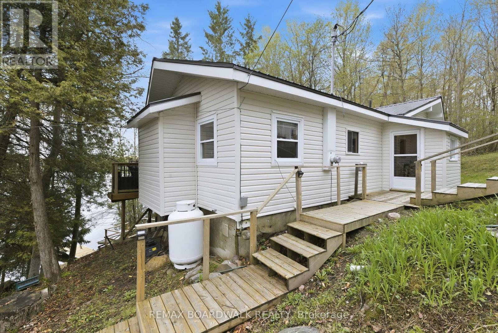 1091 Big Clear Lane, Frontenac, Ontario  K0H 0B6 - Photo 8 - X13140198