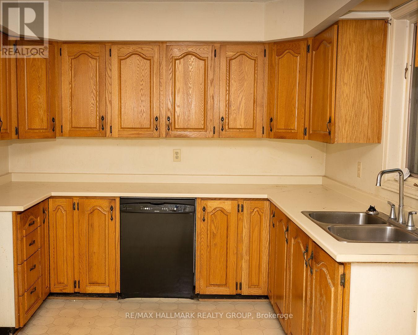 15 Birchdale Avenue, Ottawa, Ontario  K2H 5A1 - Photo 10 - X13140290