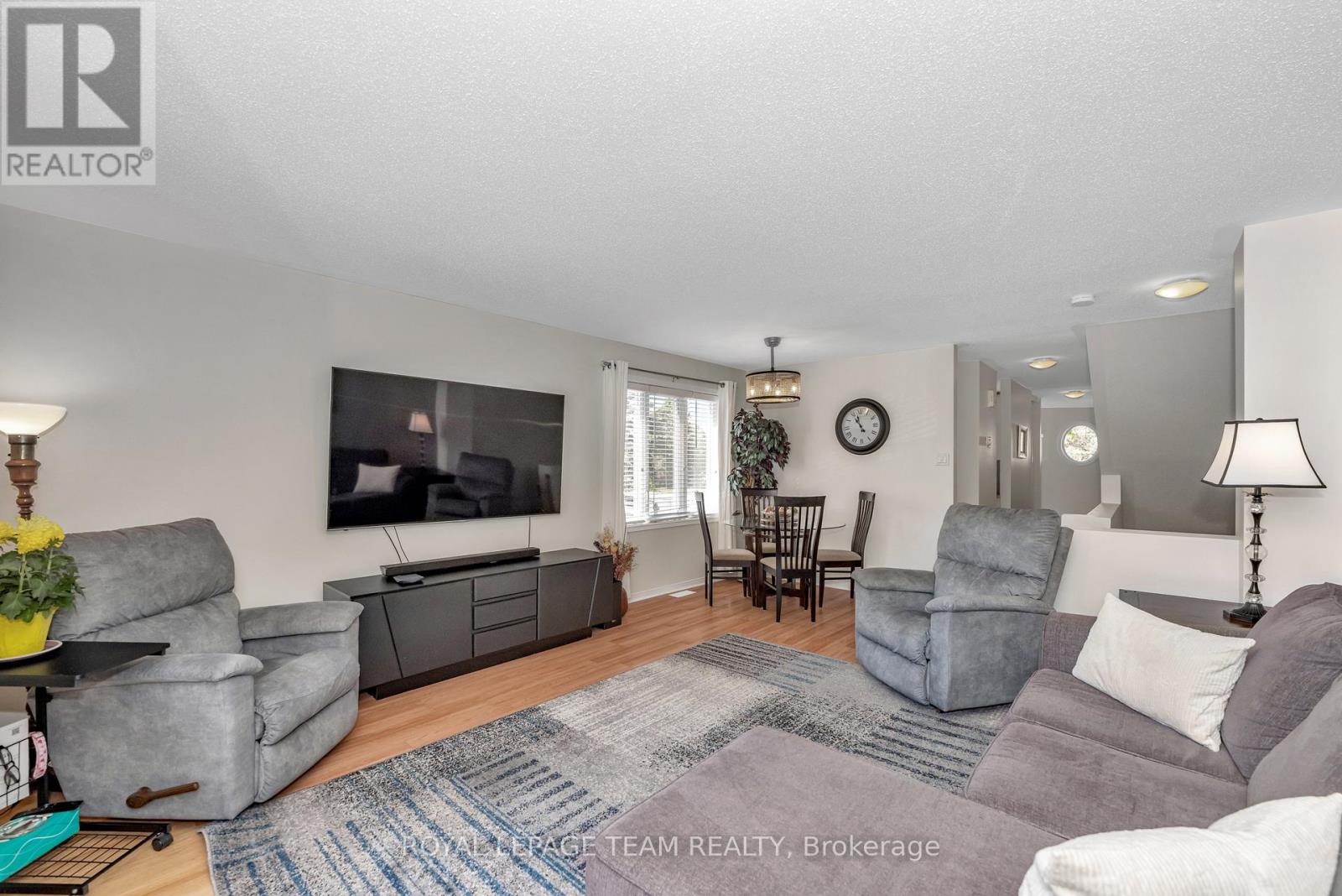 85 Cresthaven Drive, Ottawa, Ontario  K2G 6T9 - Photo 4 - X13140528
