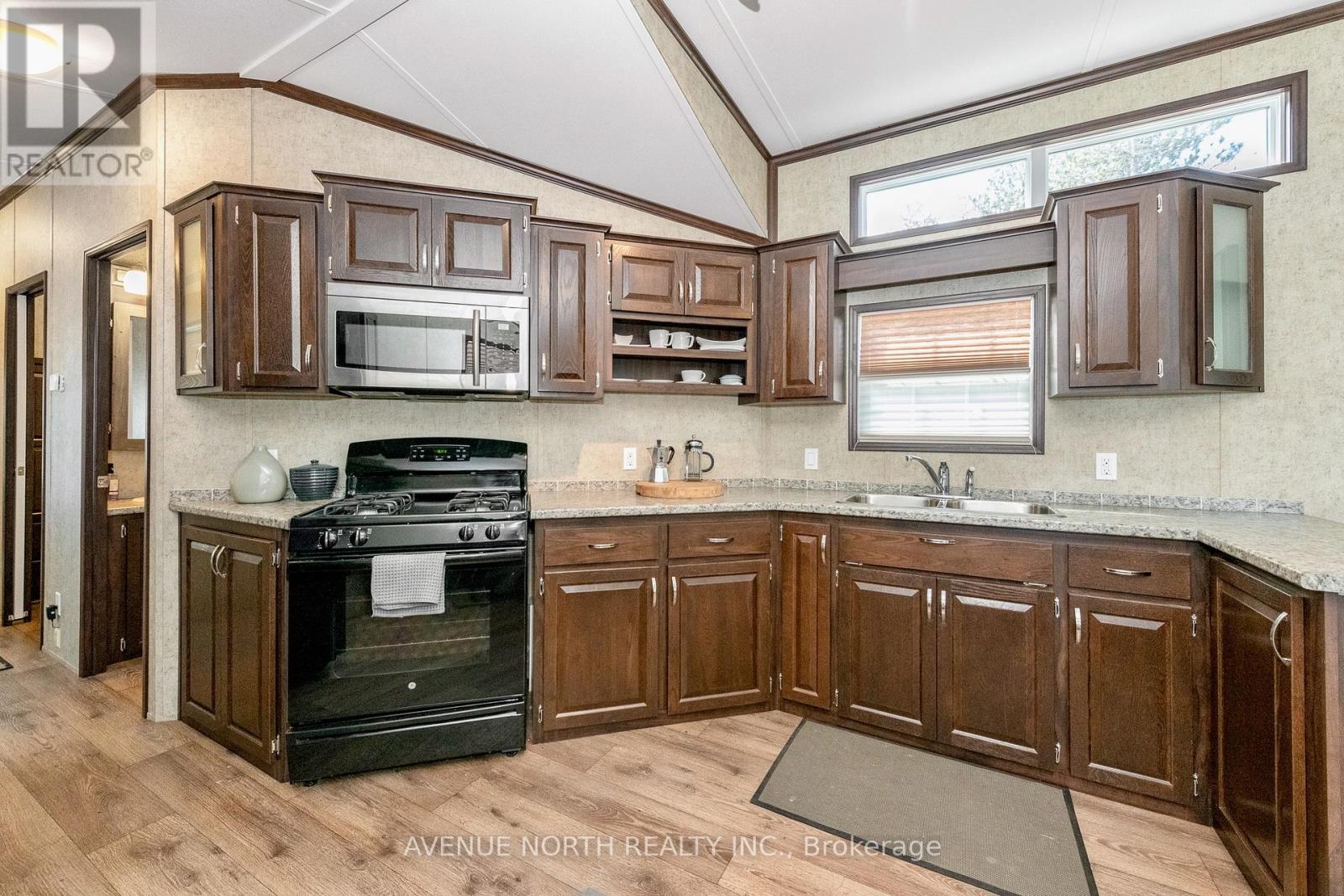 #h23 - 240 Pinewood Park Road, Whitewater Region, Ontario  K0J 1Y0 - Photo 21 - X13140862