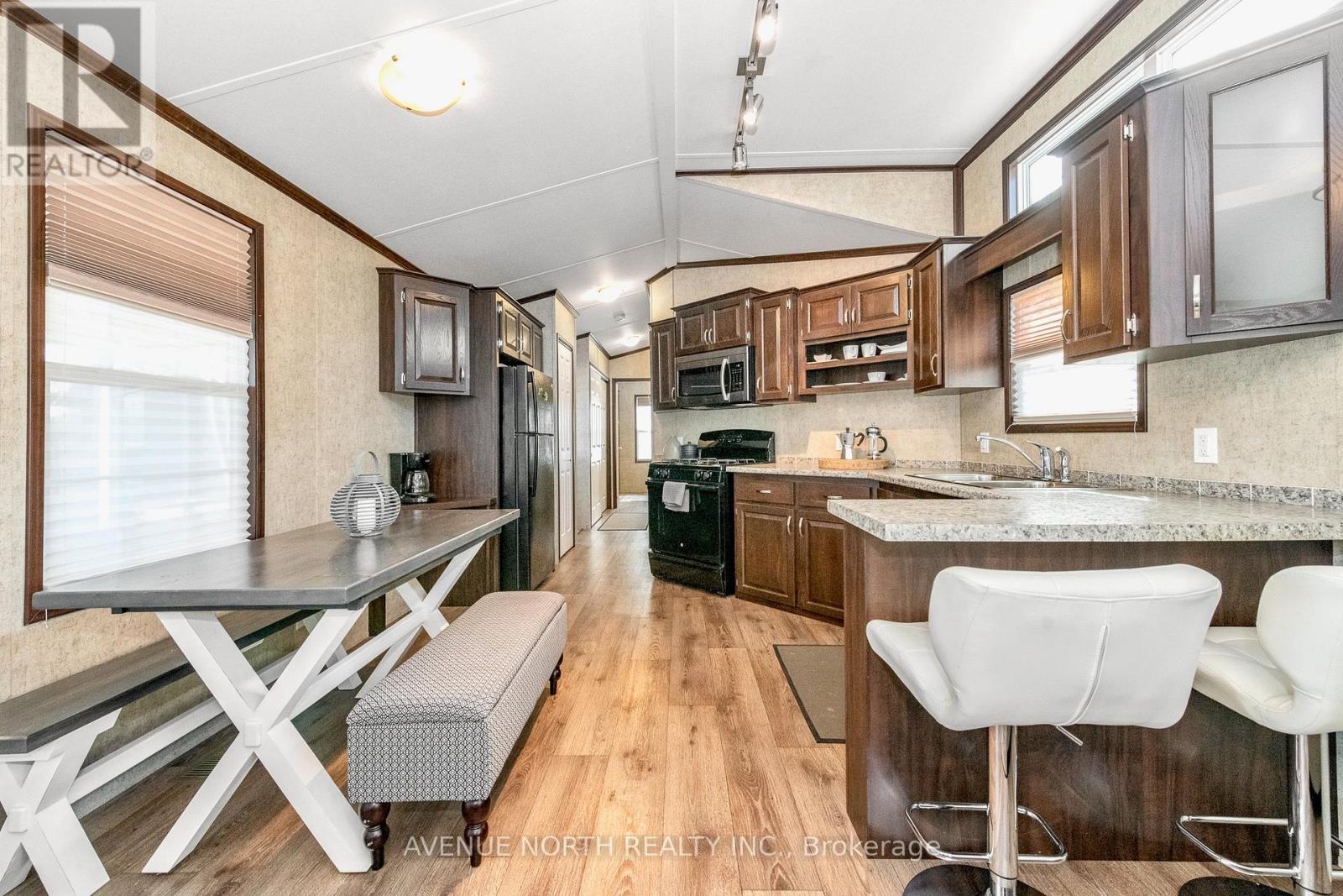 #h23 - 240 Pinewood Park Road, Whitewater Region, Ontario  K0J 1Y0 - Photo 24 - X13140862