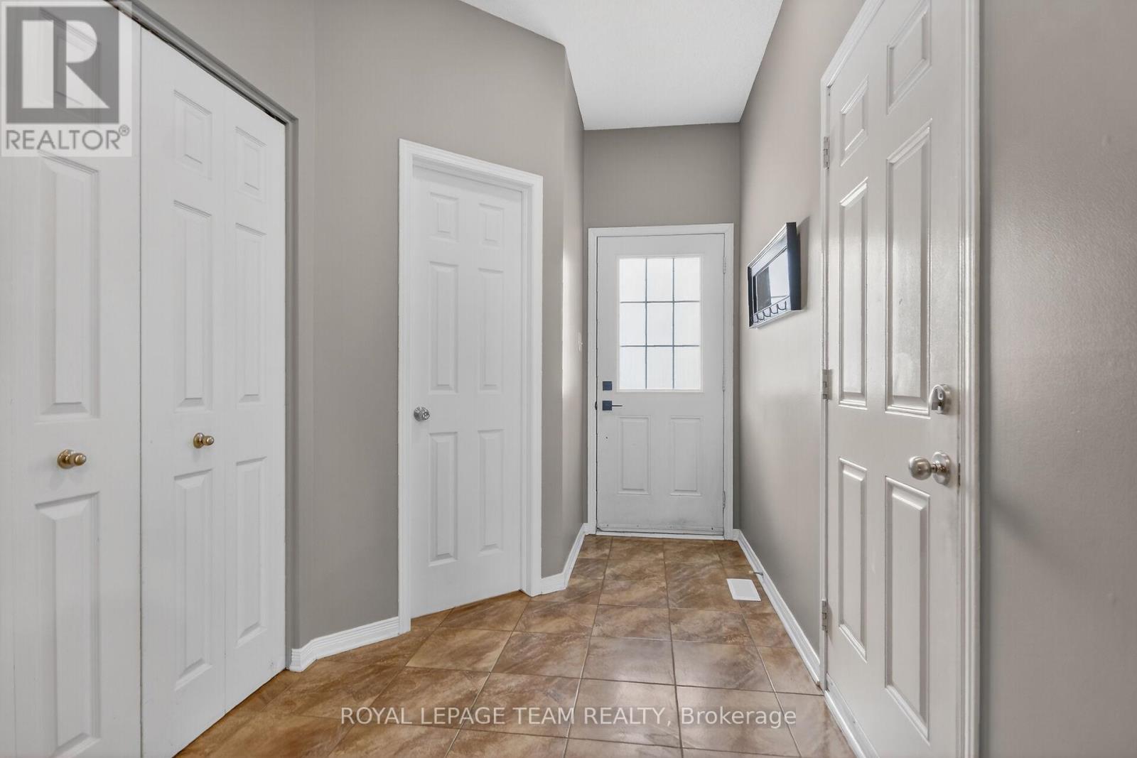317 Copperfield Crescent, Ottawa, Ontario  K2J 0L2 - Photo 2 - X13142310