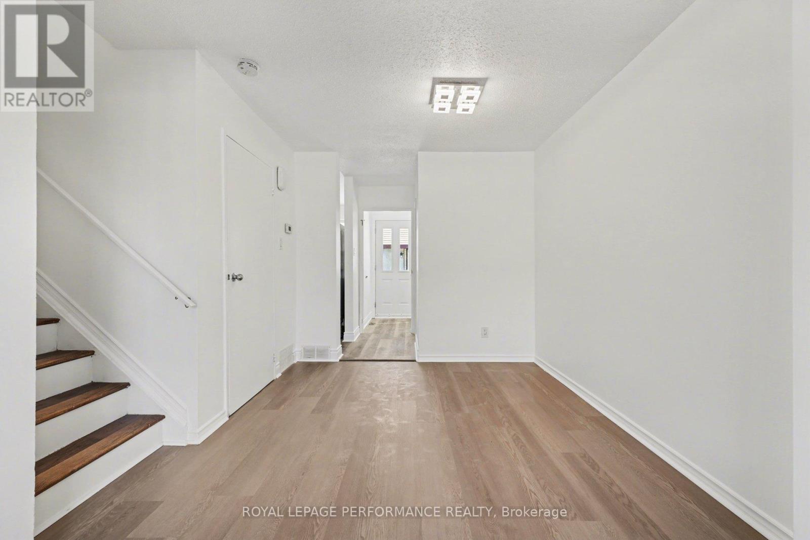 1584 Feather Lane, Ottawa, Ontario  K1T 1V4 - Photo 11 - X13142560