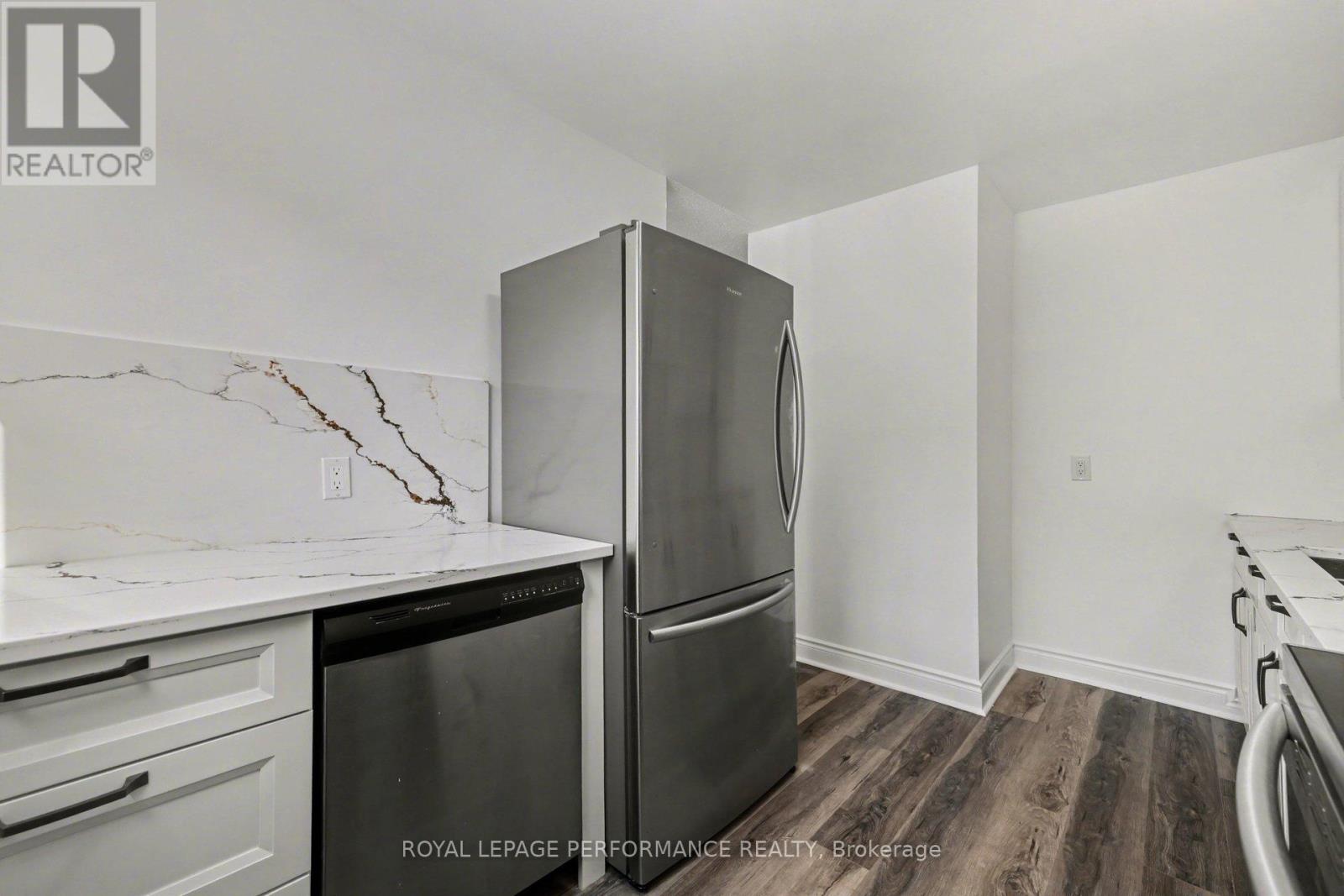 1584 Feather Lane, Ottawa, Ontario  K1T 1V4 - Photo 13 - X13142560