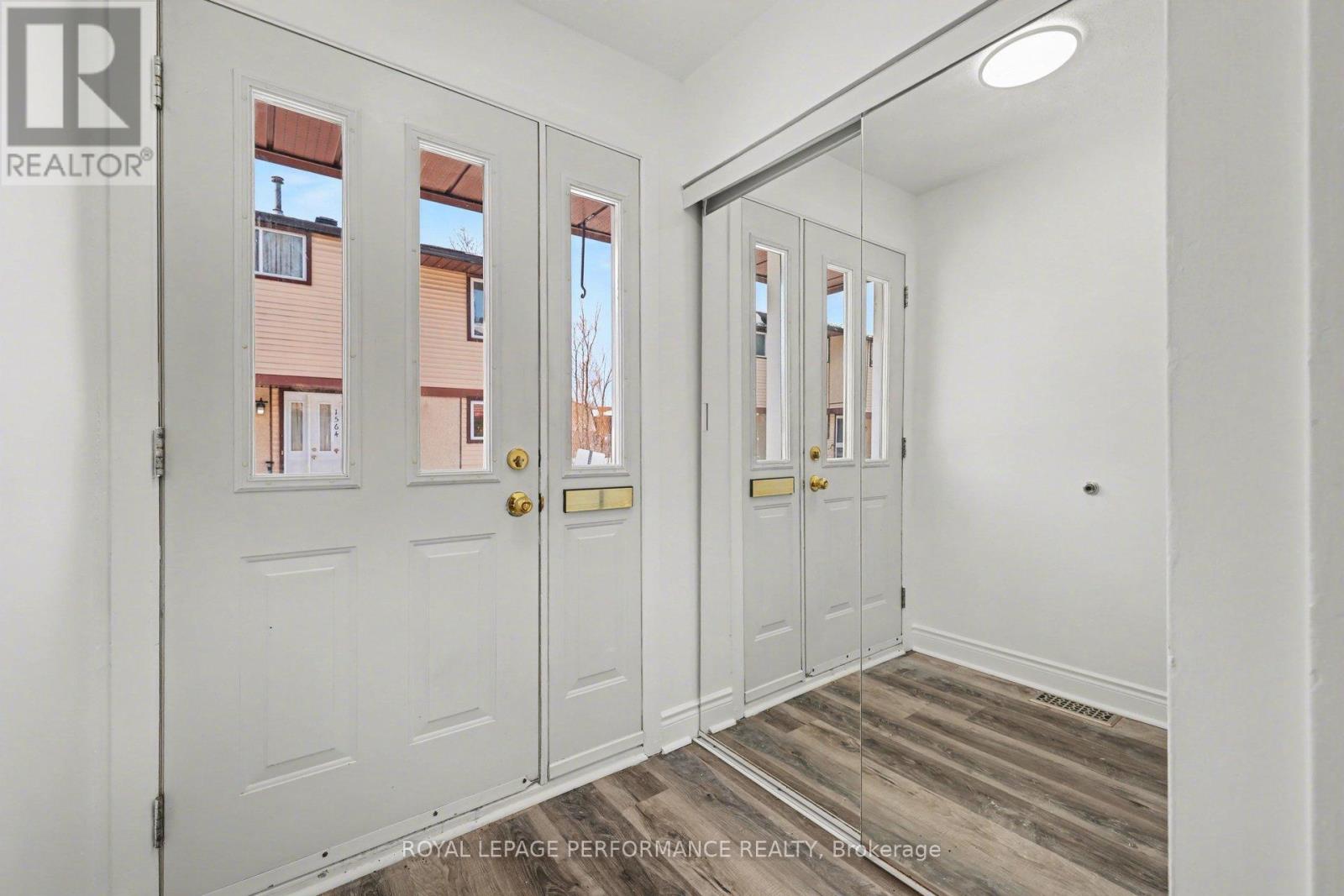 1584 Feather Lane, Ottawa, Ontario  K1T 1V4 - Photo 4 - X13142560