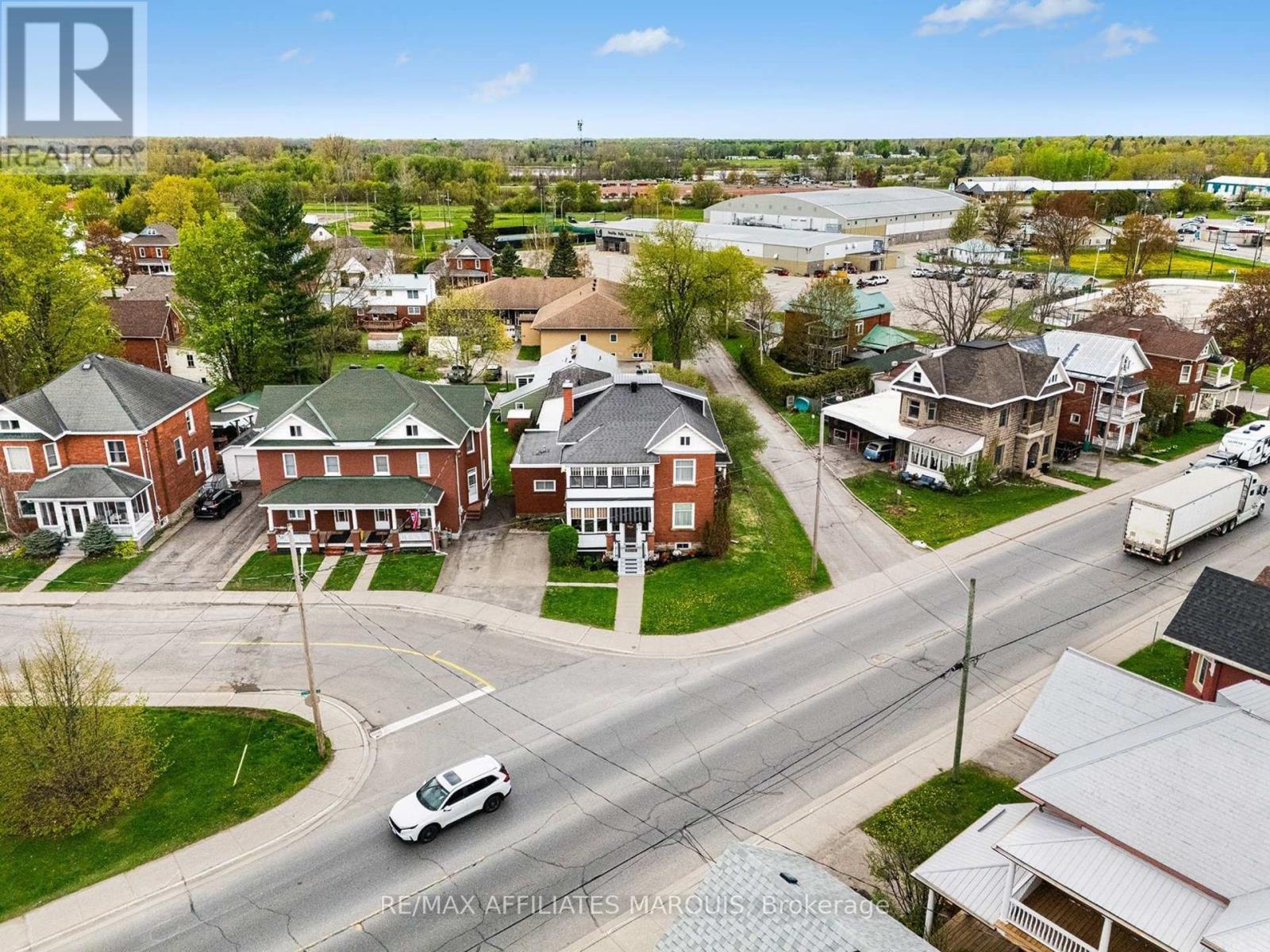 70 Maple Avenue, Smiths Falls, Ontario  K7A 2A7 - Photo 2 - X13142810