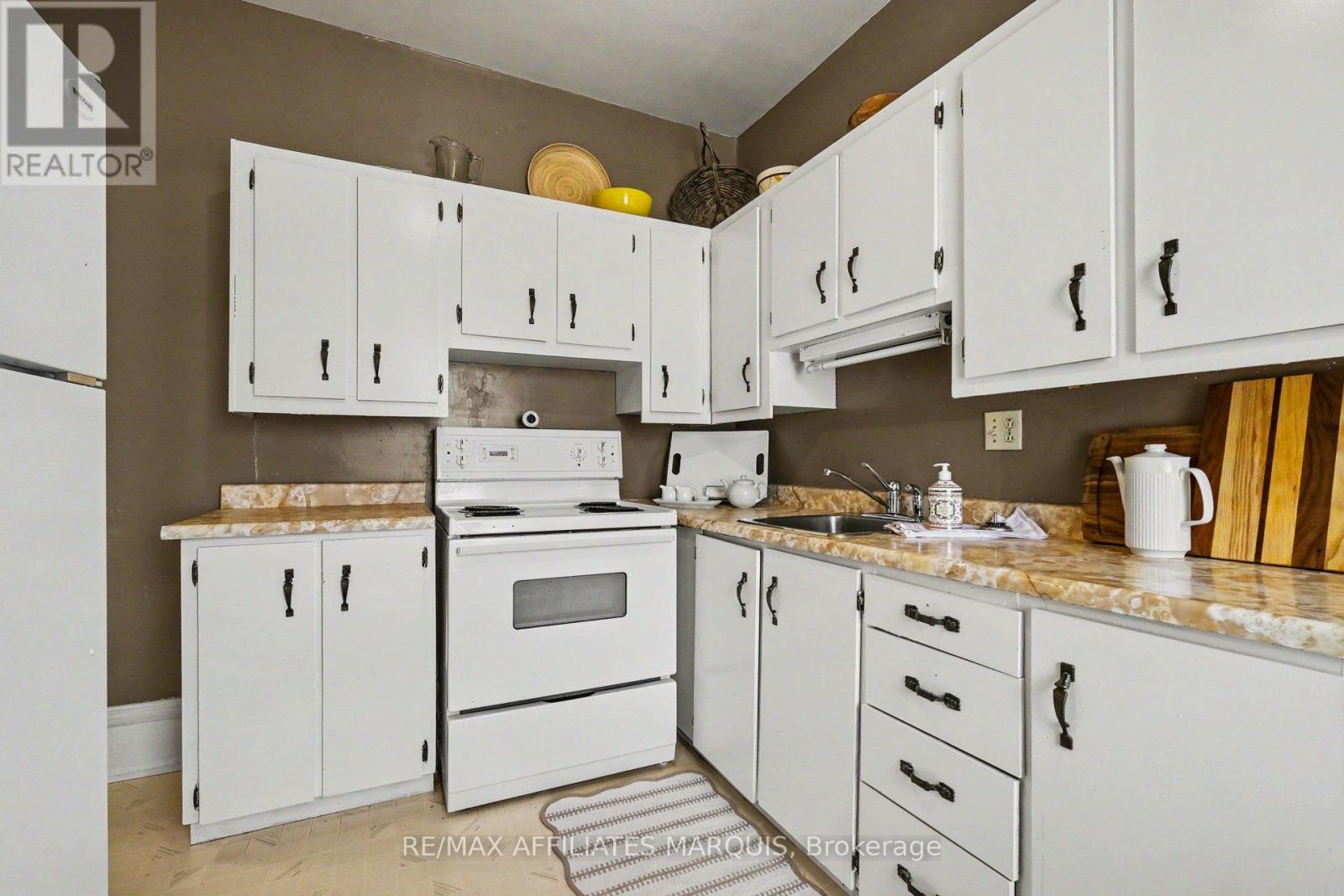 70 Maple Avenue, Smiths Falls, Ontario  K7A 2A7 - Photo 31 - X13142810