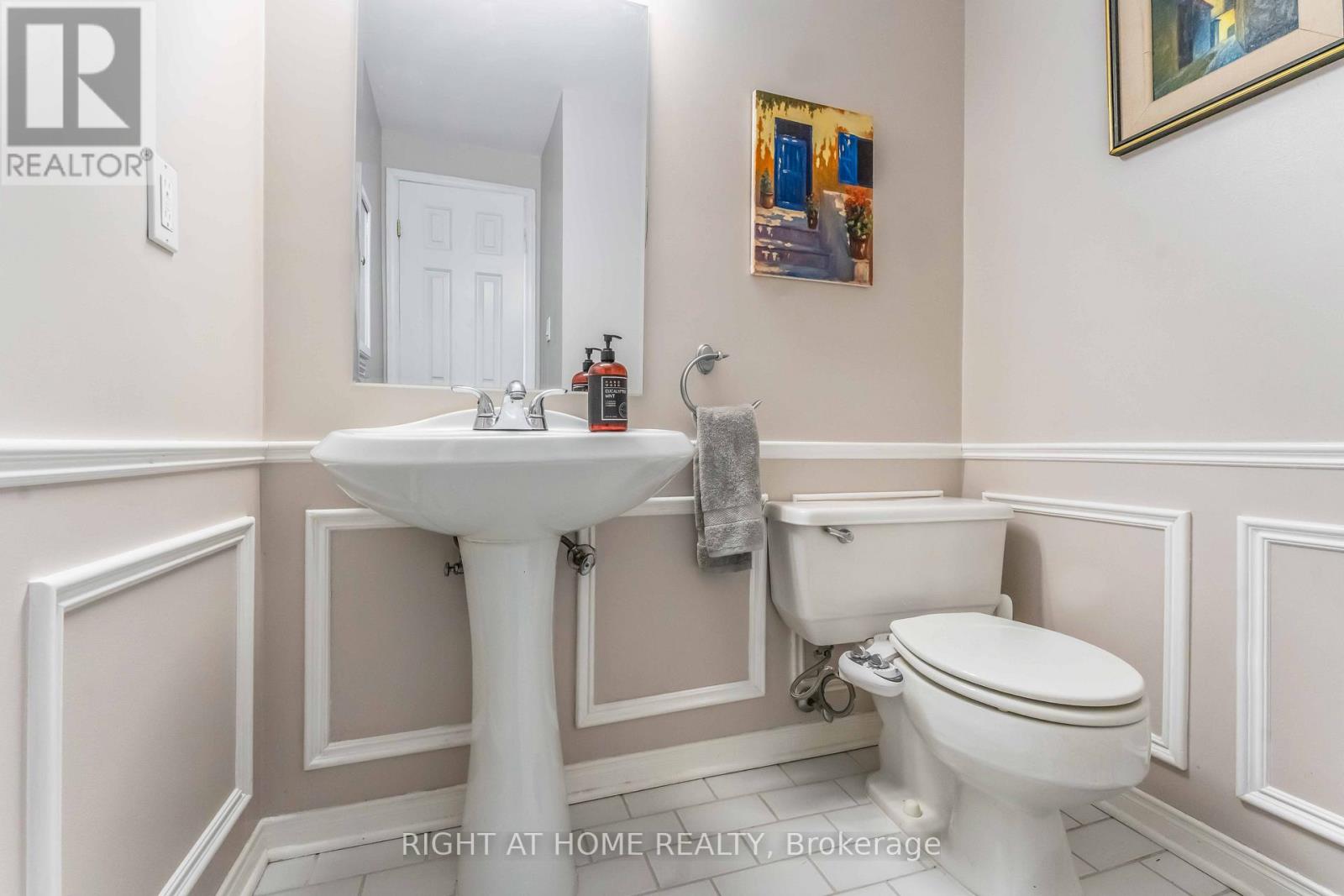 6 - 2 Columbus Avenue, Ottawa, Ontario  K1K 1R3 - Photo 18 - X13143336