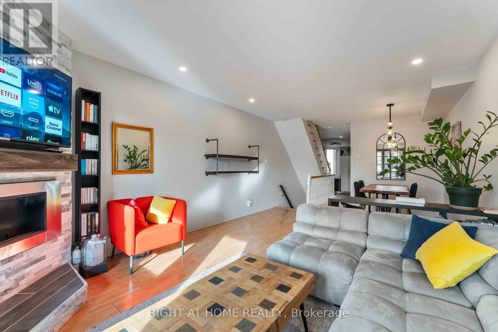 6 - 2 Columbus Avenue, Ottawa, Ontario  K1K 1R3 - Photo 9 - X13143336