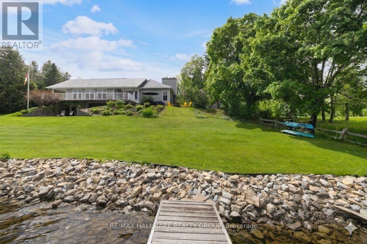 1 Rideau Glen Drive, Ottawa, Ontario  K2C 3H1 - Photo 2 - X13143584