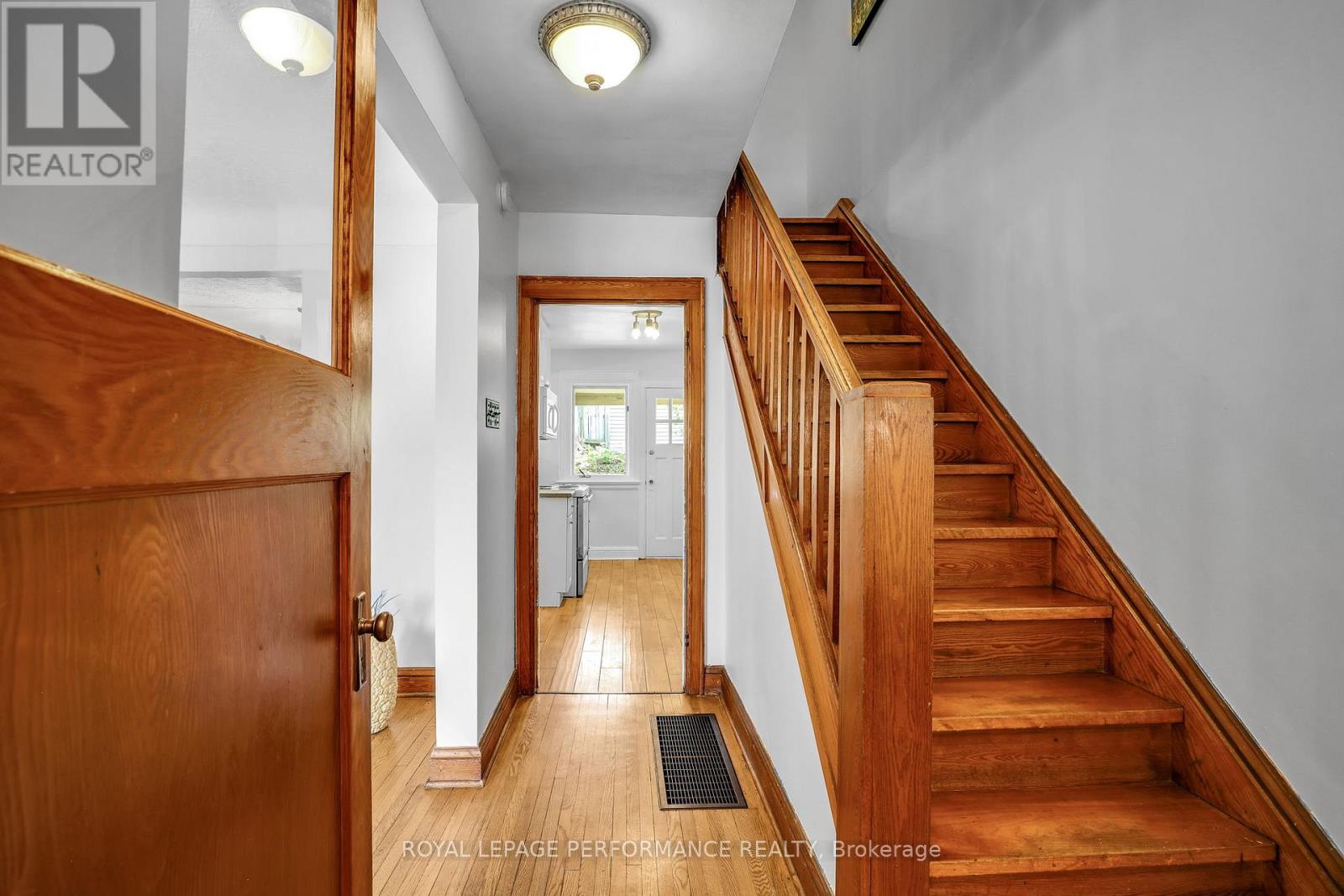 296 Holmwood Avenue, Ottawa, Ontario  K1S 2R3 - Photo 6 - X13143626